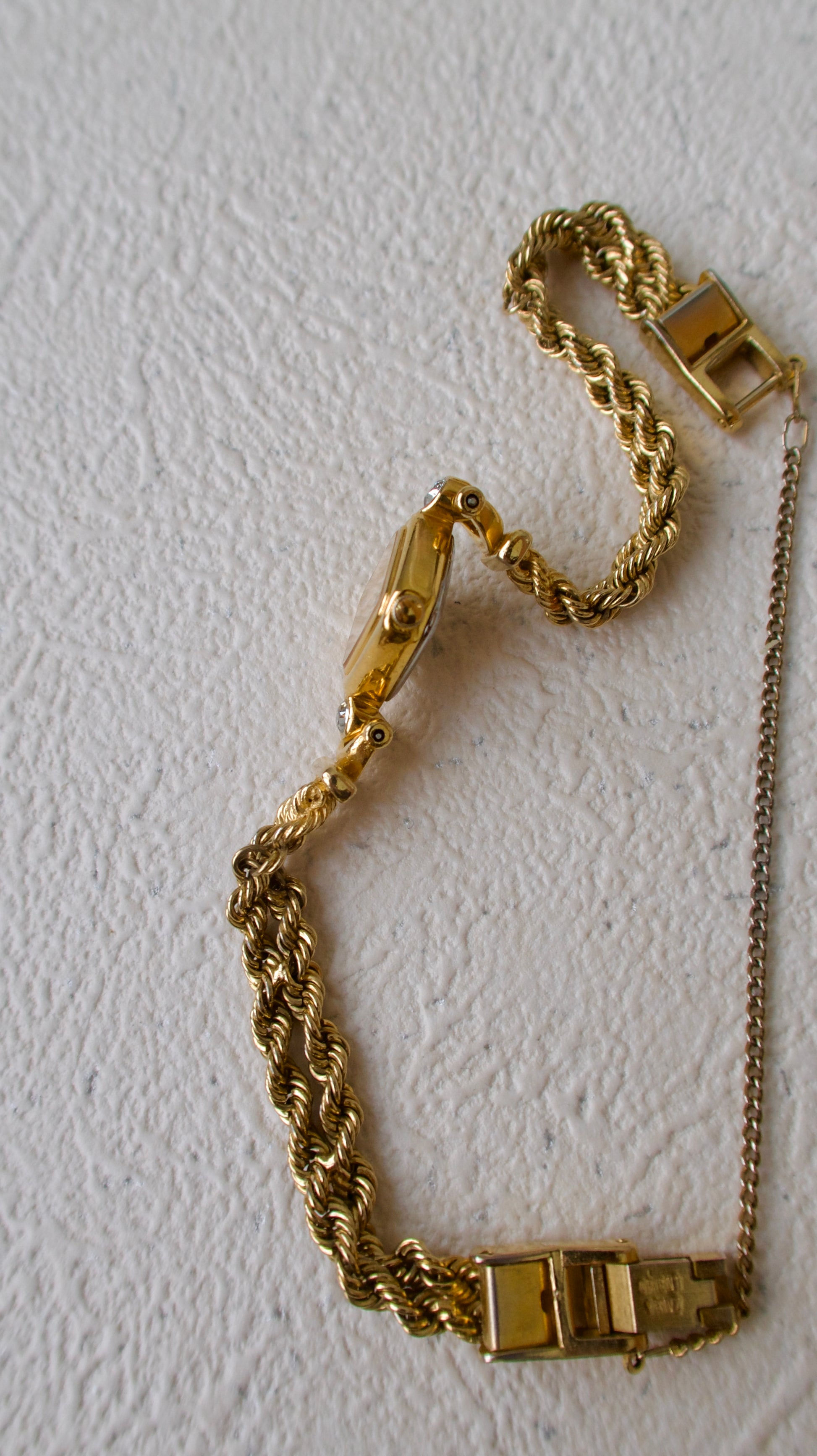 OR. Dana Diamond Dial with Gold Chain