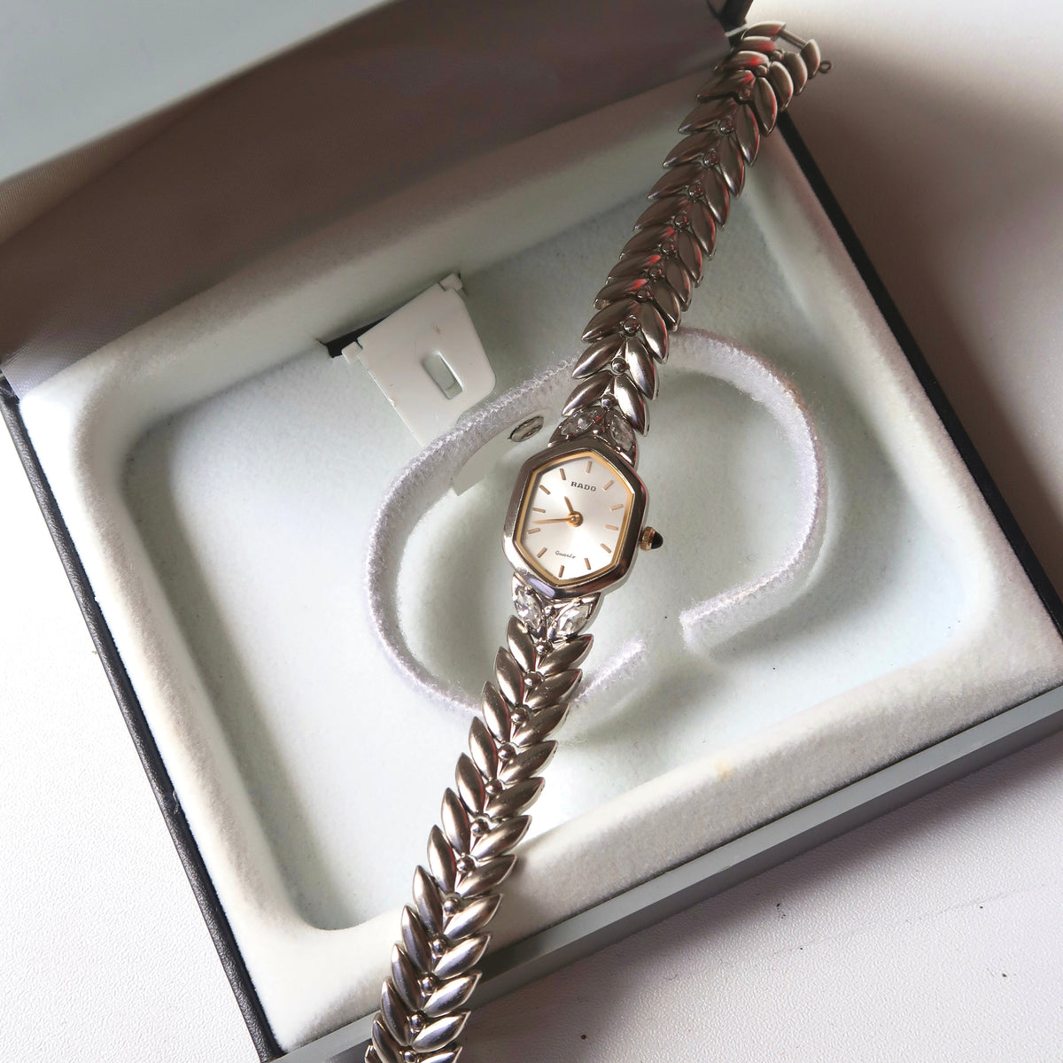 [WITH BOX] RD Silver Hexa Diamond Dial Silver Chain Watch