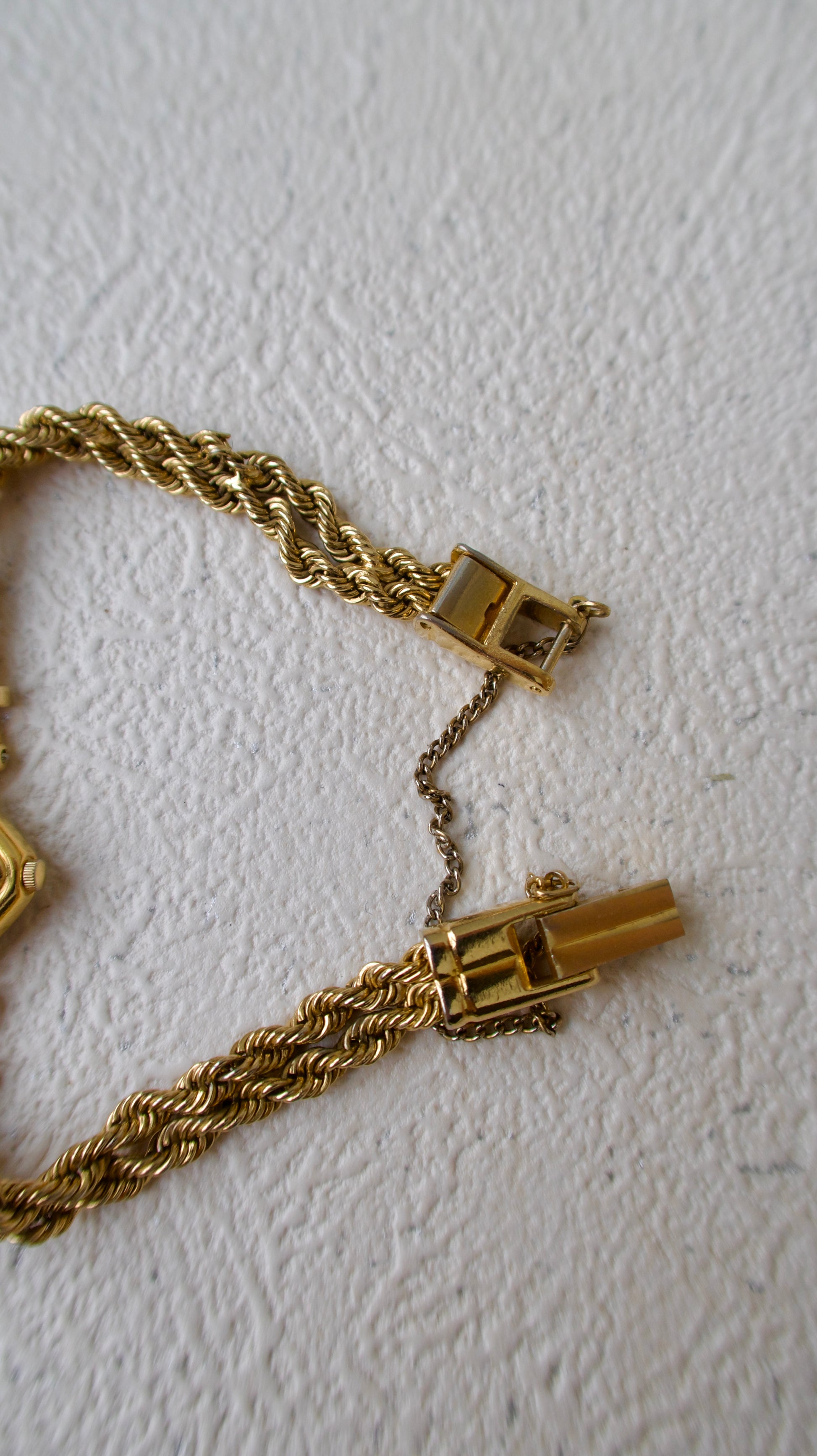 OR. Dana Diamond Dial with Gold Chain