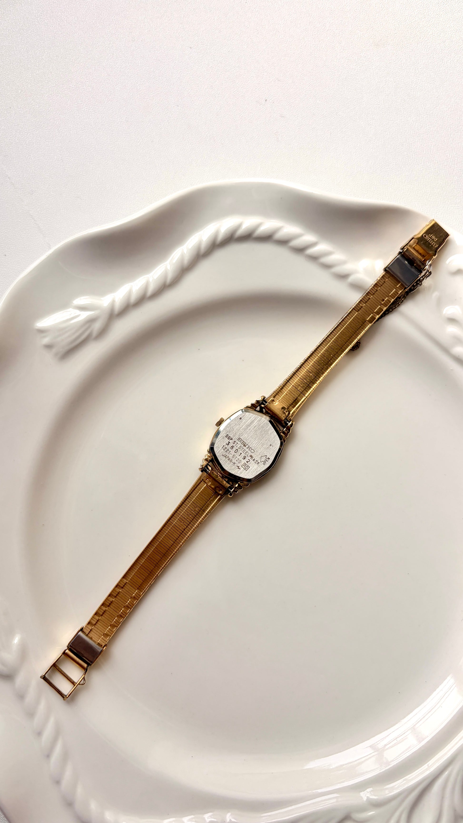 S. Gold Hexa White Jewels Dial Gold Chain Watch