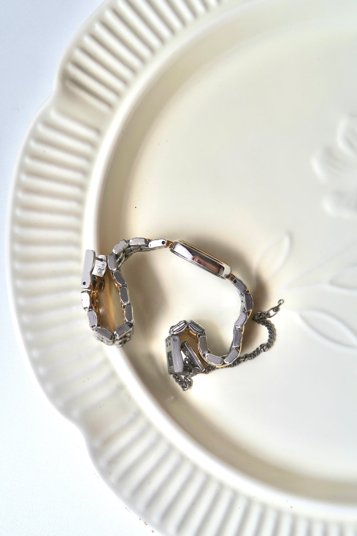 S. White Oval Dial Two Tone Chain Watch