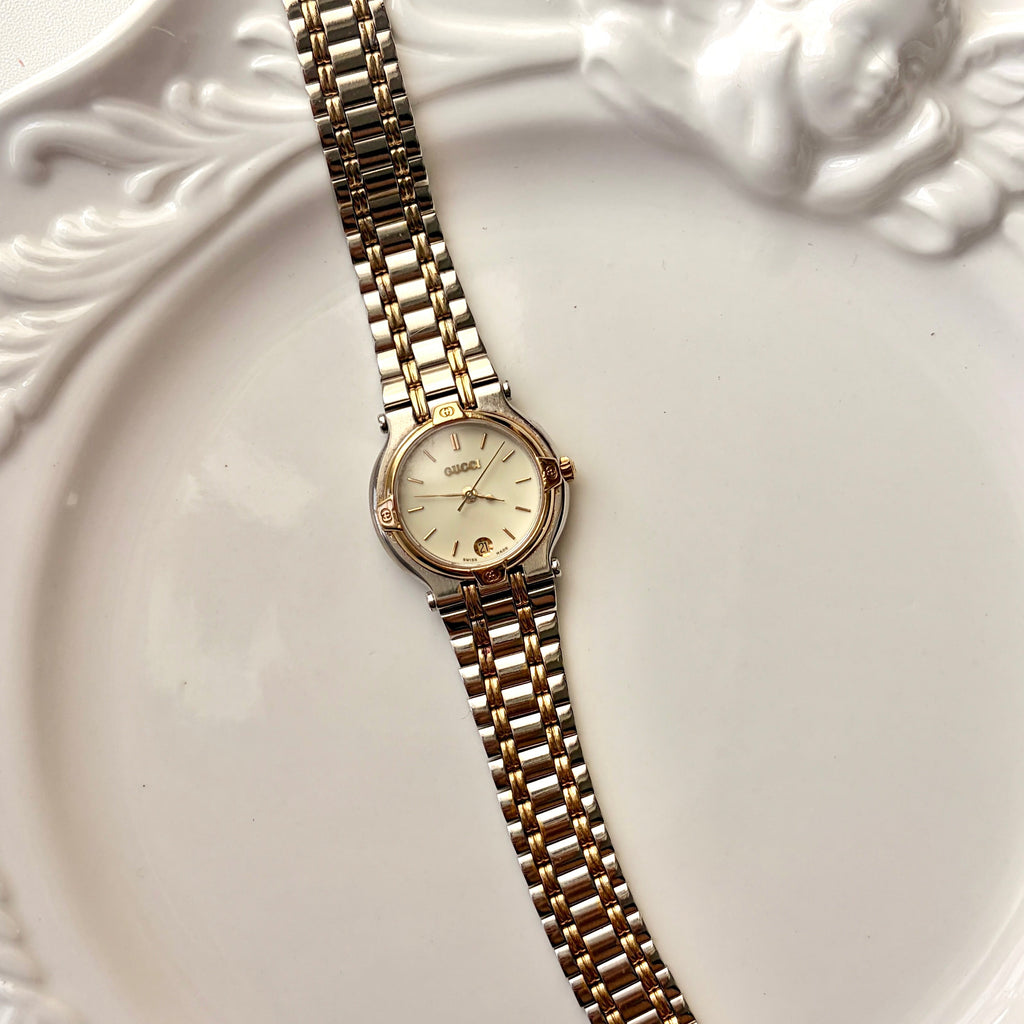 Gc. 9000L White Round Dial Two Tone Chain Watch