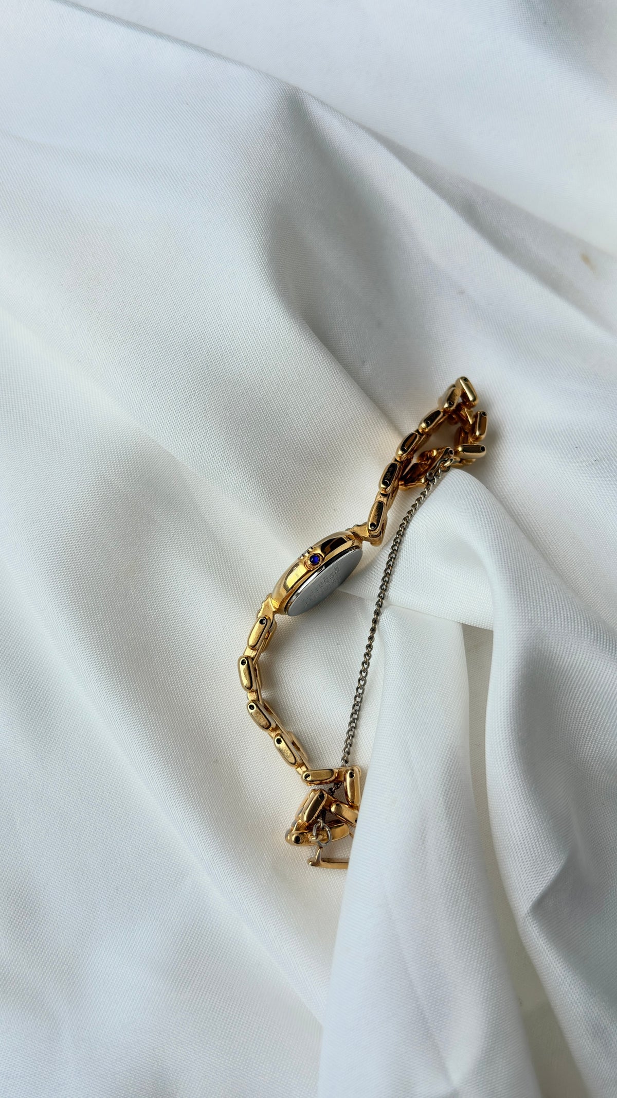 CTZ. Sylph White Round Dial Gold Chain Watch