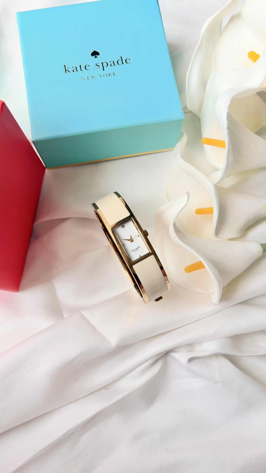 [WITH BOX] KS. White Rect Dial Beige Gold Bangle Watch