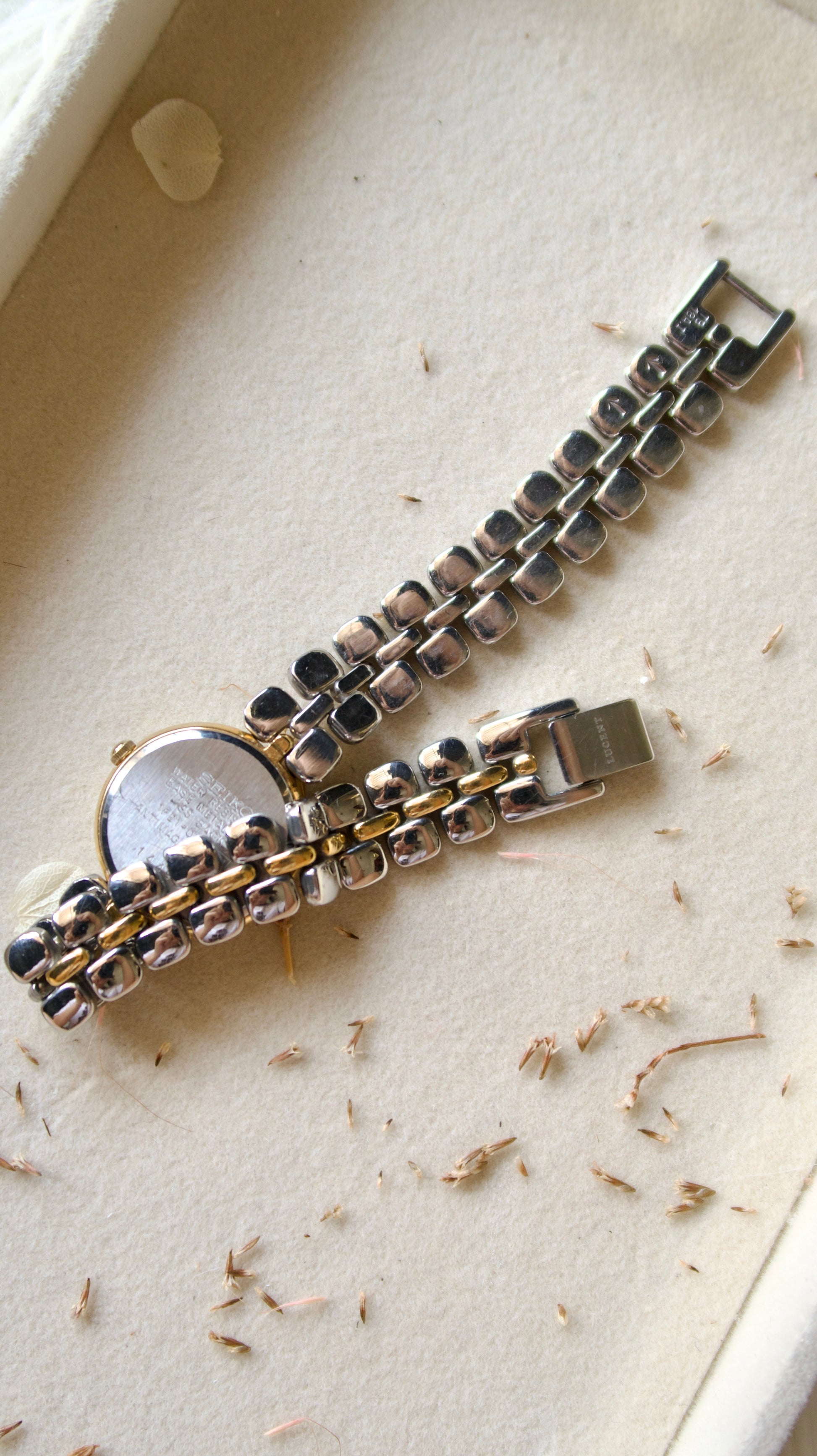 S. Lucent White Round Dial with Two Tone Chain