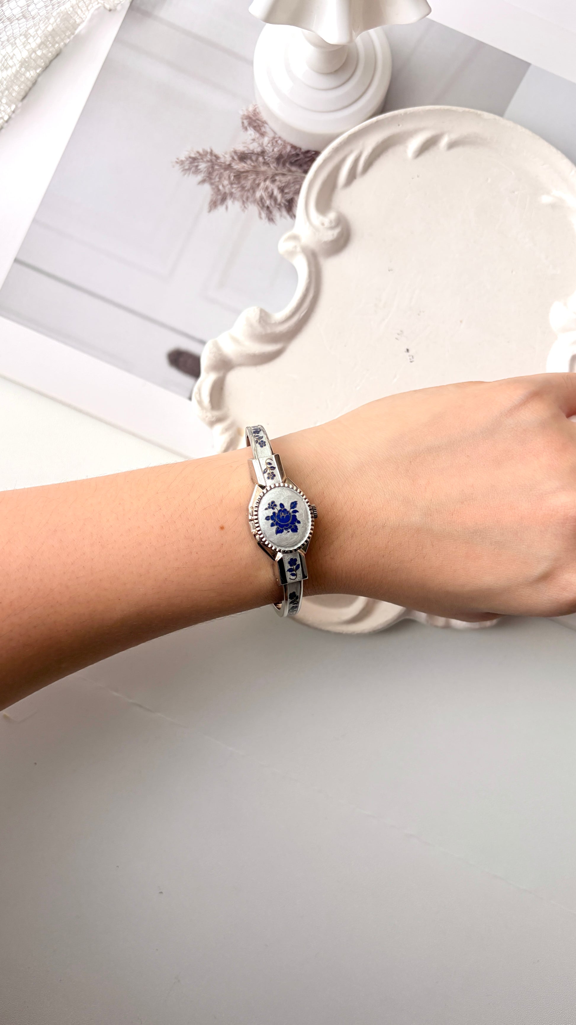 AM. Blue Flower Pattern Silver Bangle Watch