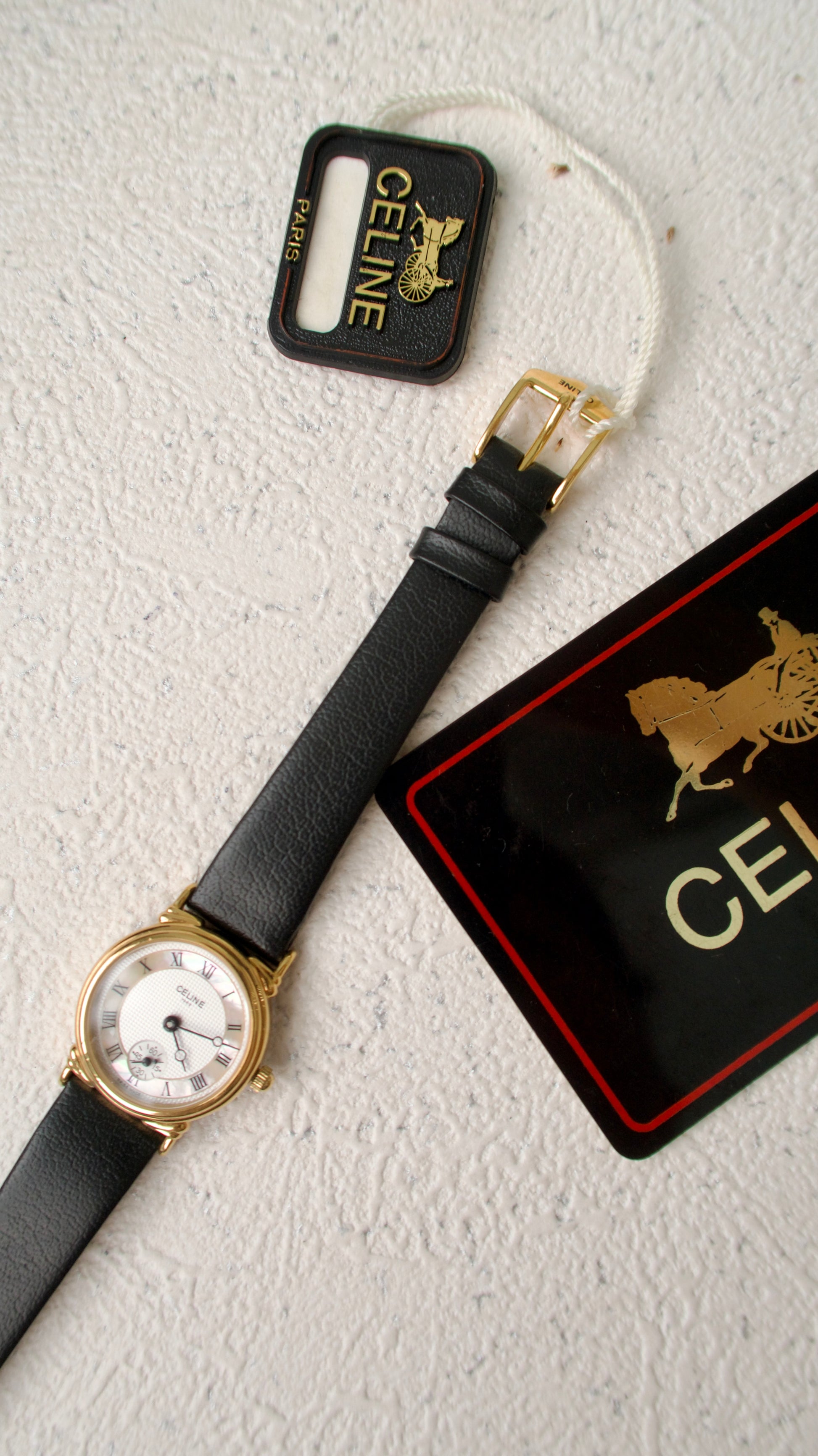 [NEW WITH BOX] CLN. White & Gold Pearl Round Dial with Black Leather Strap Watch