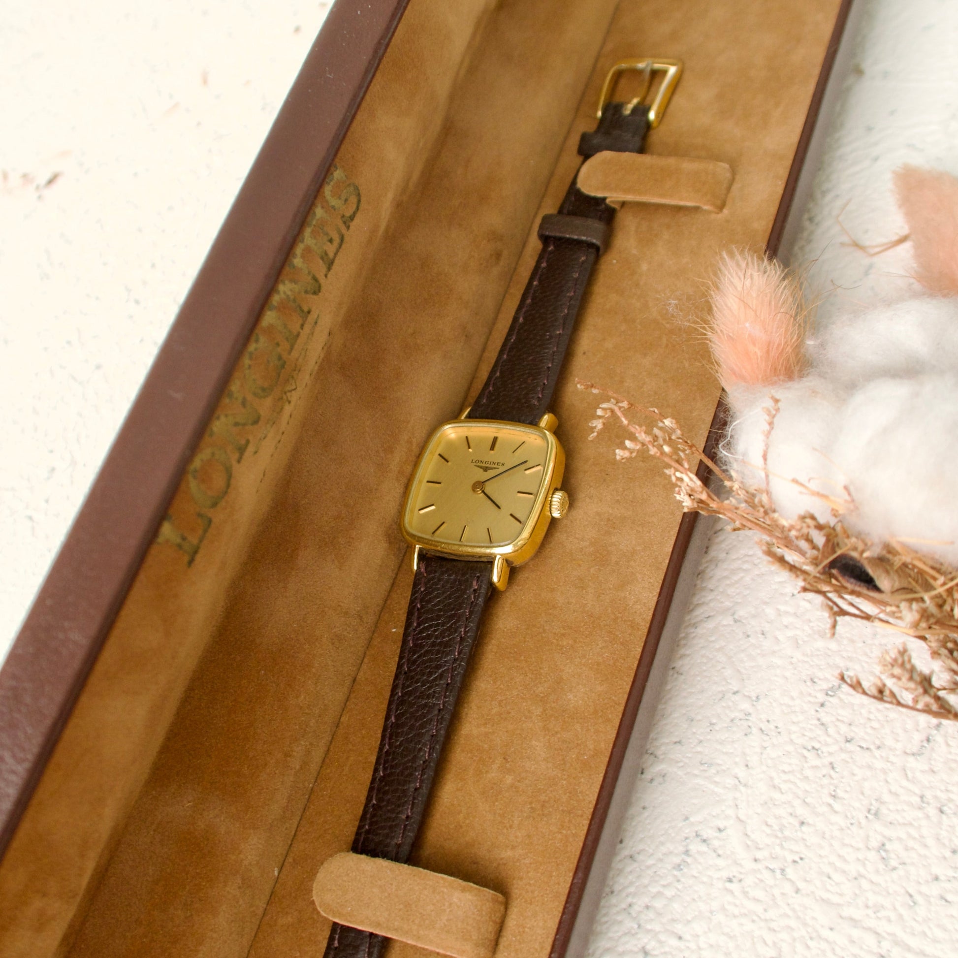 [WITH BOX] L. Gold Square Dial with Brown Leather Strap Watch