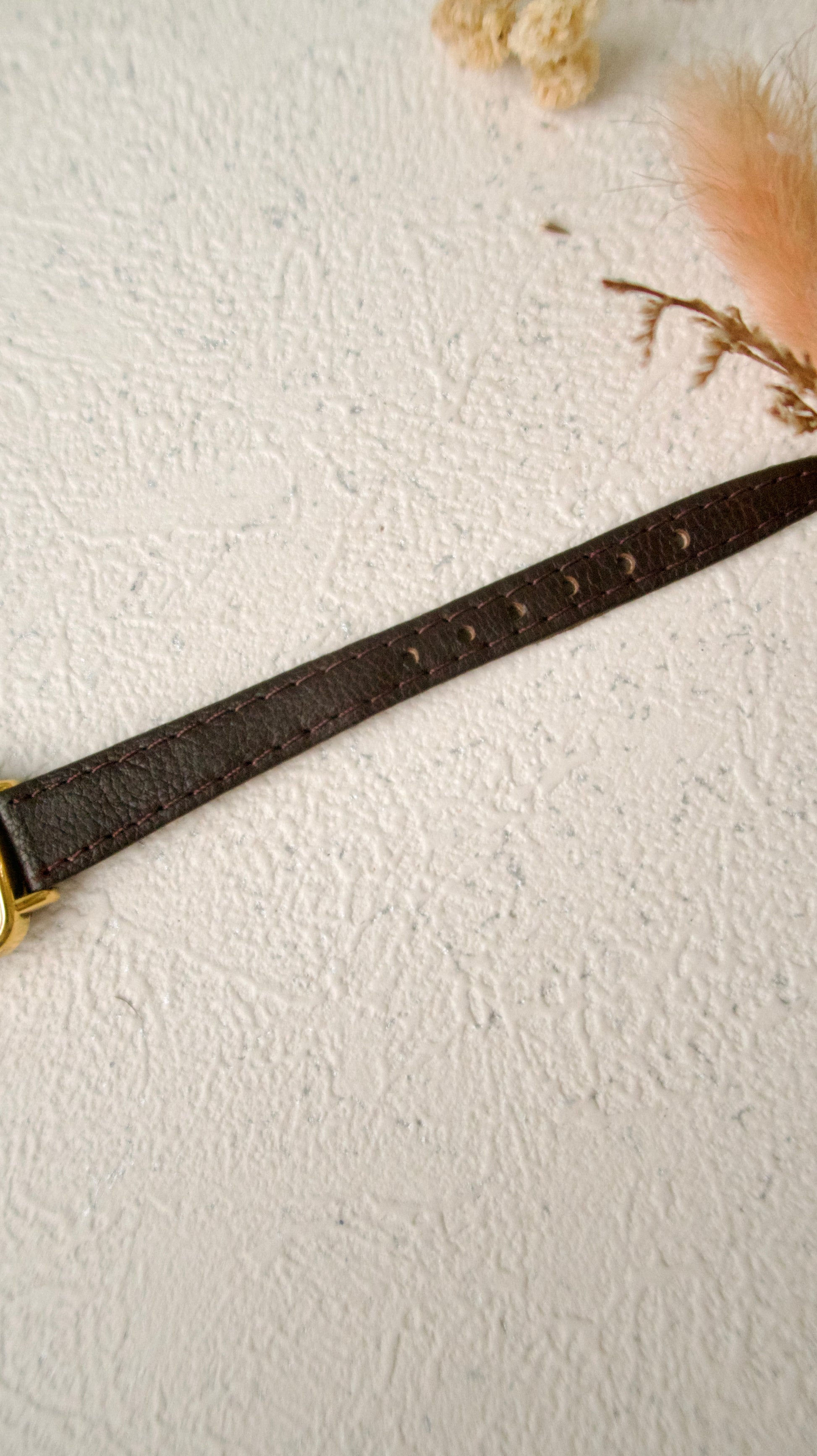 [WITH BOX] L. Gold Square Dial with Brown Leather Strap Watch