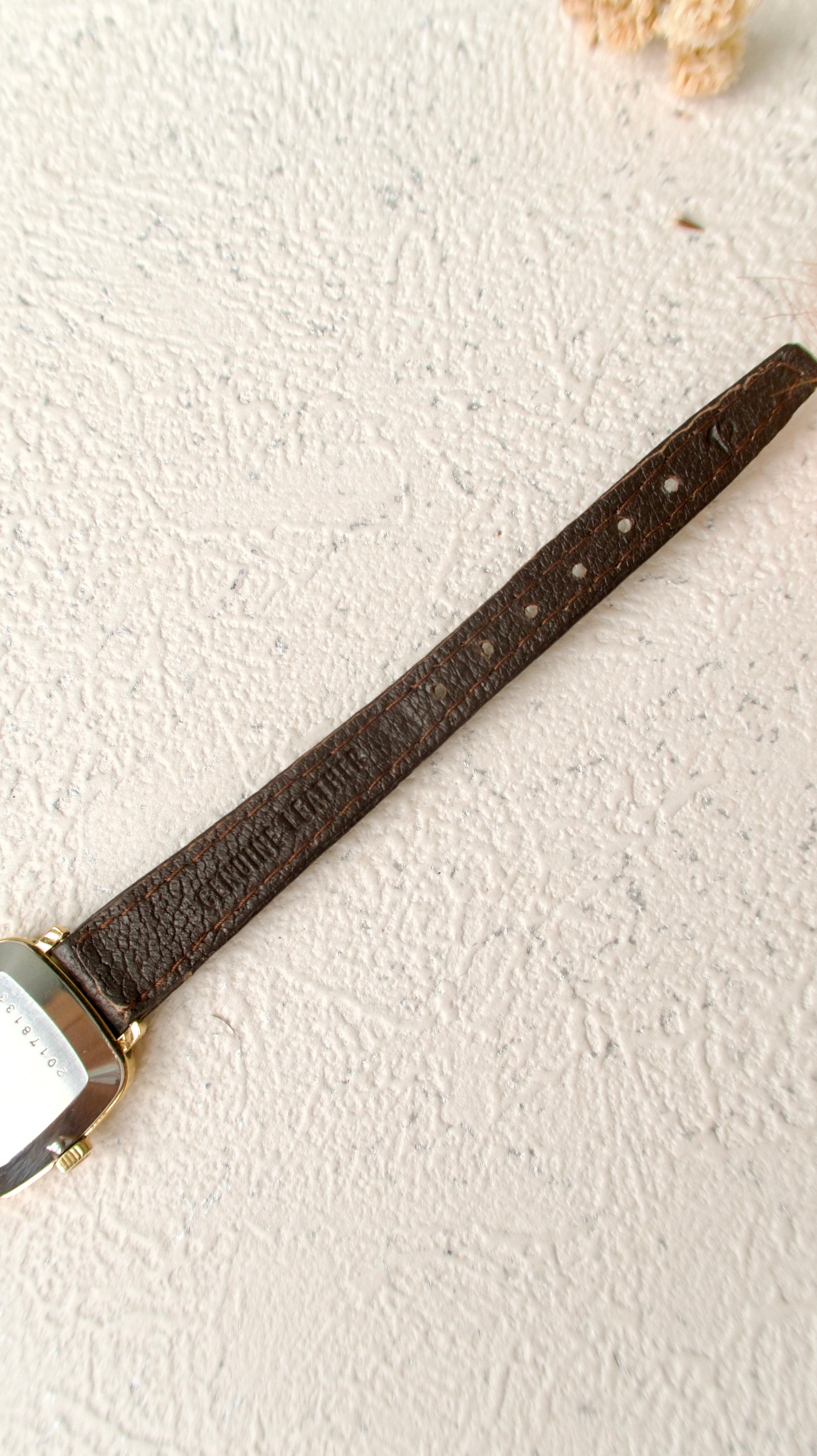 [WITH BOX] L. Gold Square Dial with Brown Leather Strap Watch