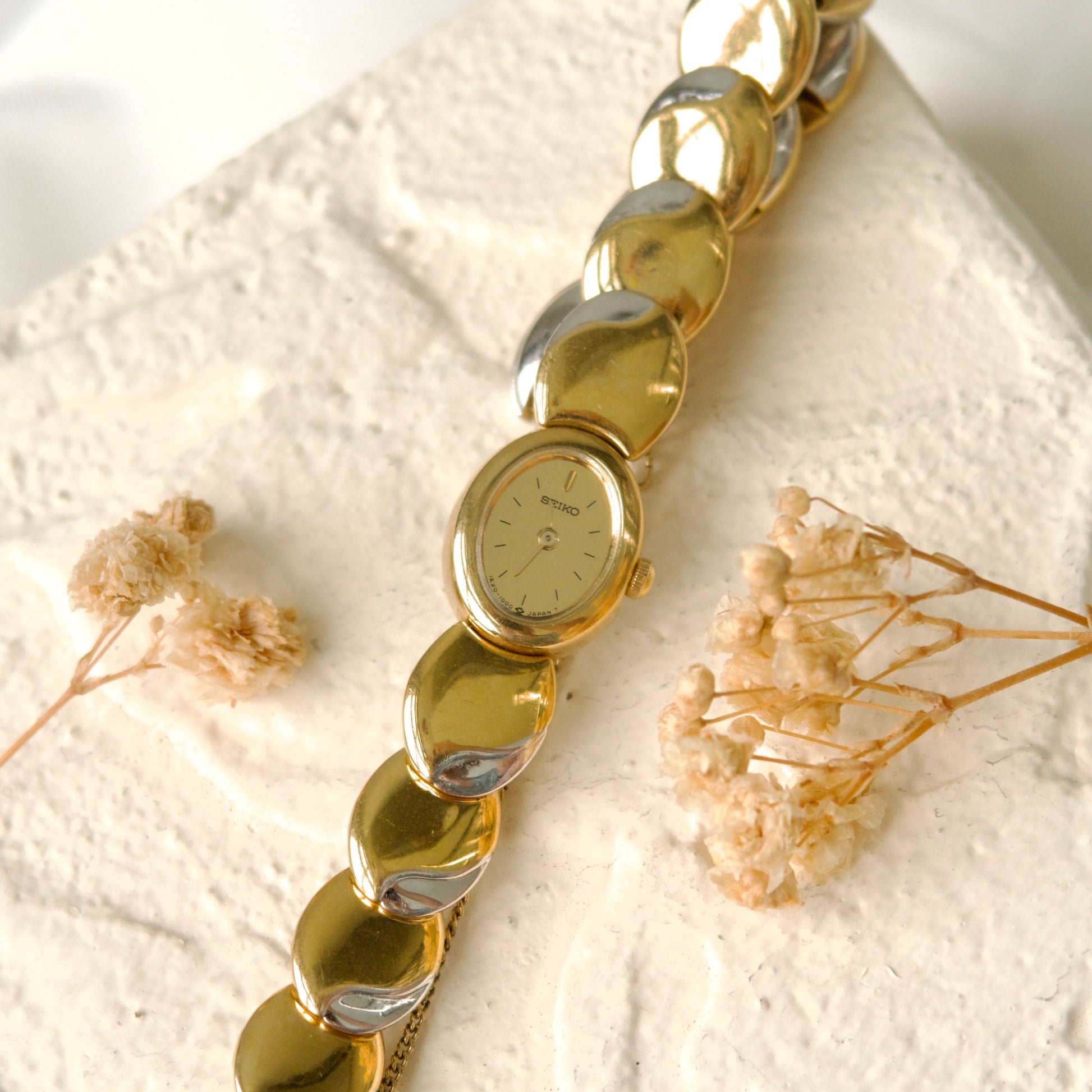 S.  Gold Dial & Oval Chain Watch
