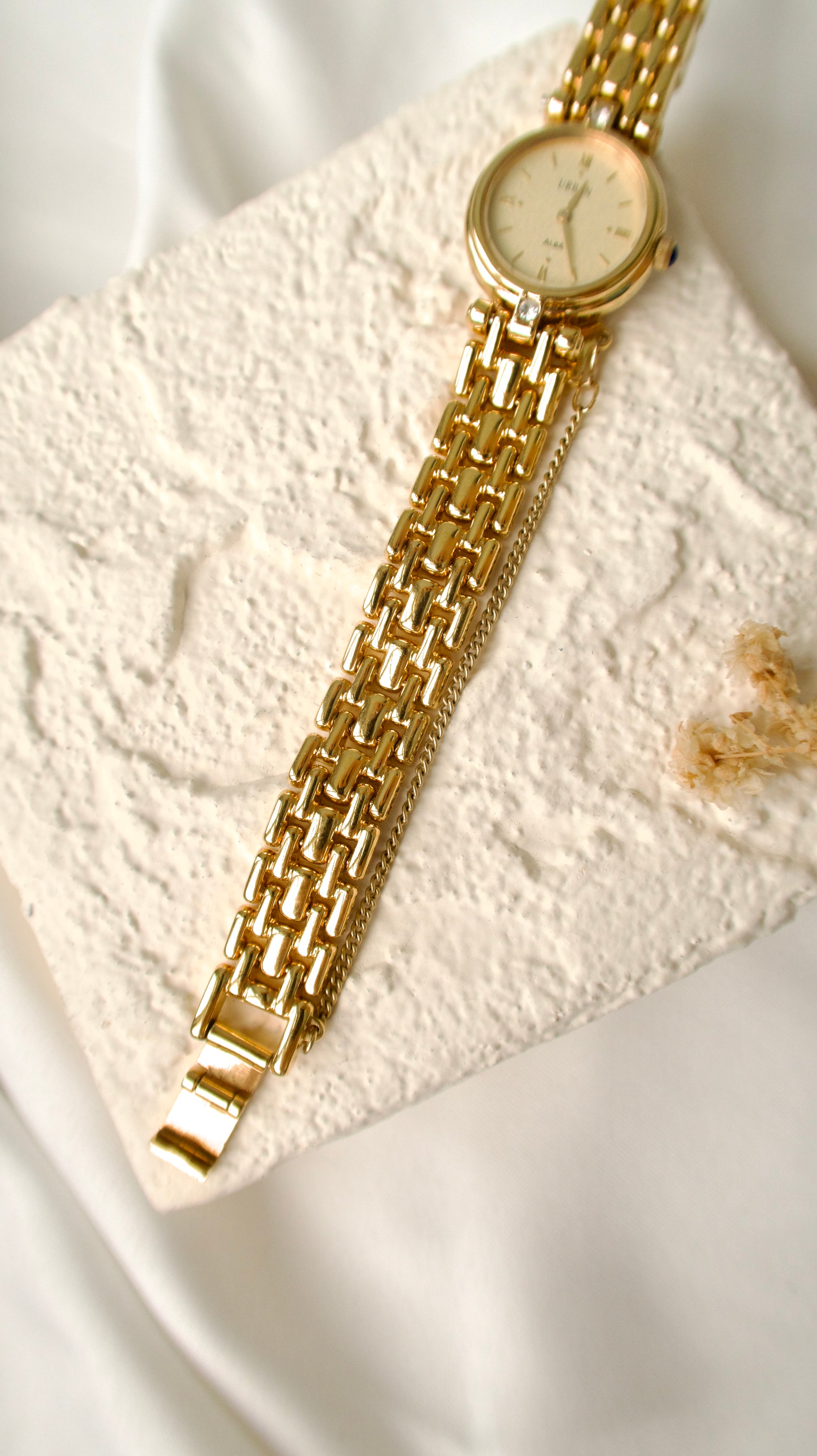 S. Alba Urban Gold Round Dial 2 Diamonds with Gold Chain Watch