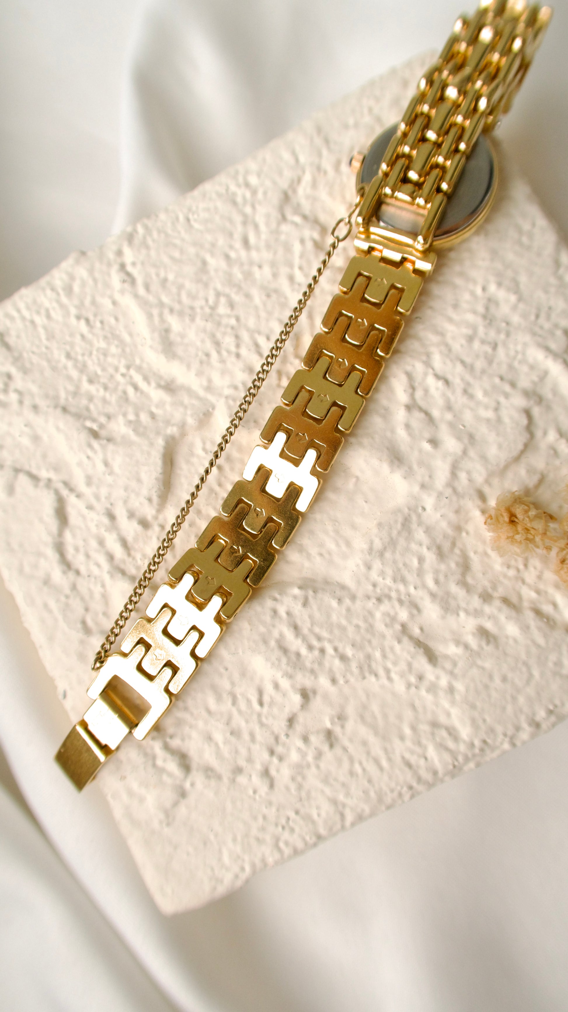 S. Alba Urban Gold Round Dial 2 Diamonds with Gold Chain Watch