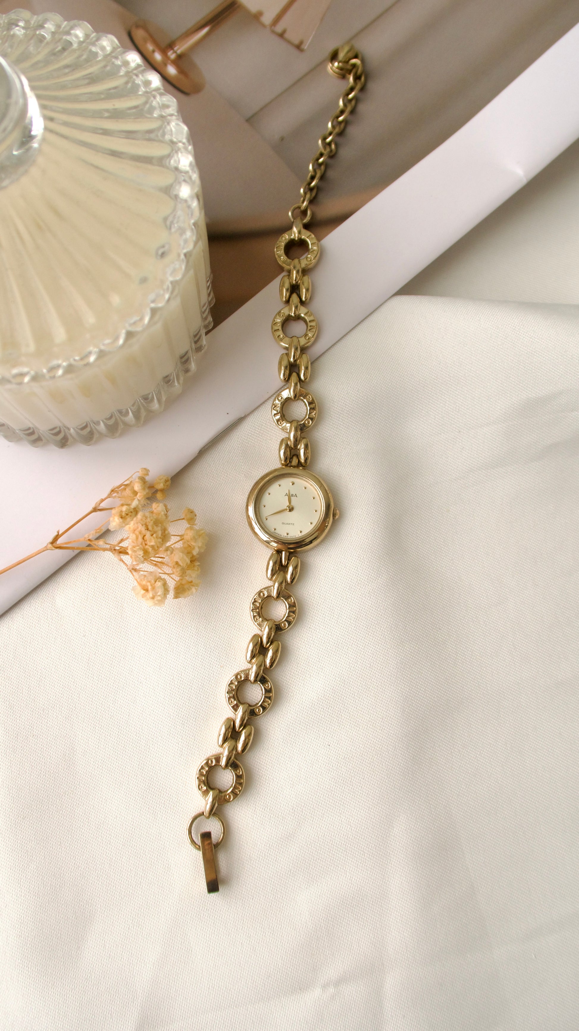 S. Alba Round Beige Dial with Gold Ring Chain Watch