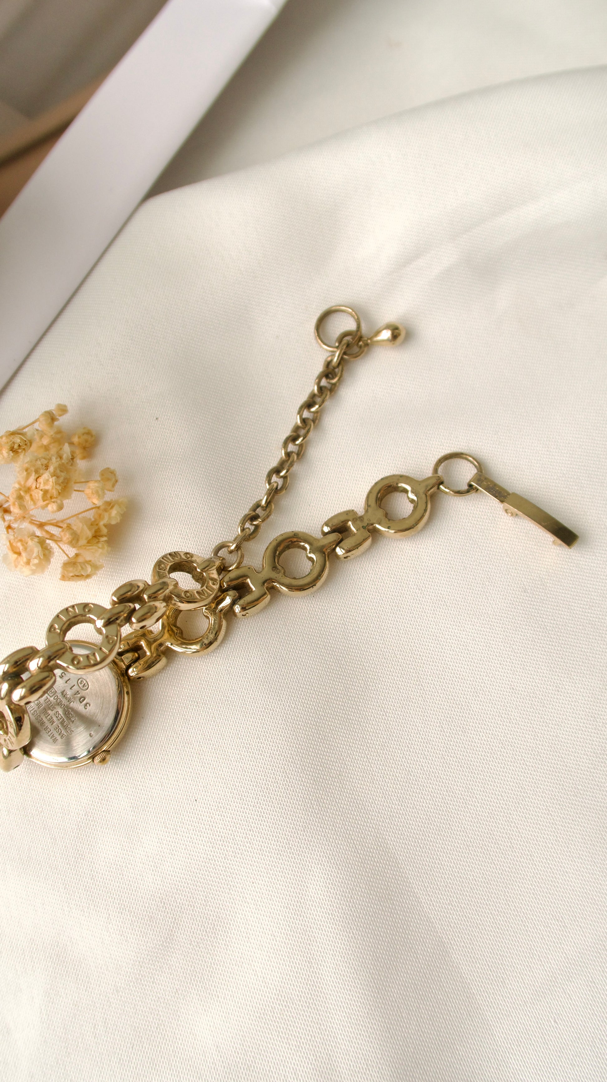 S. Alba Round Beige Dial with Gold Ring Chain Watch