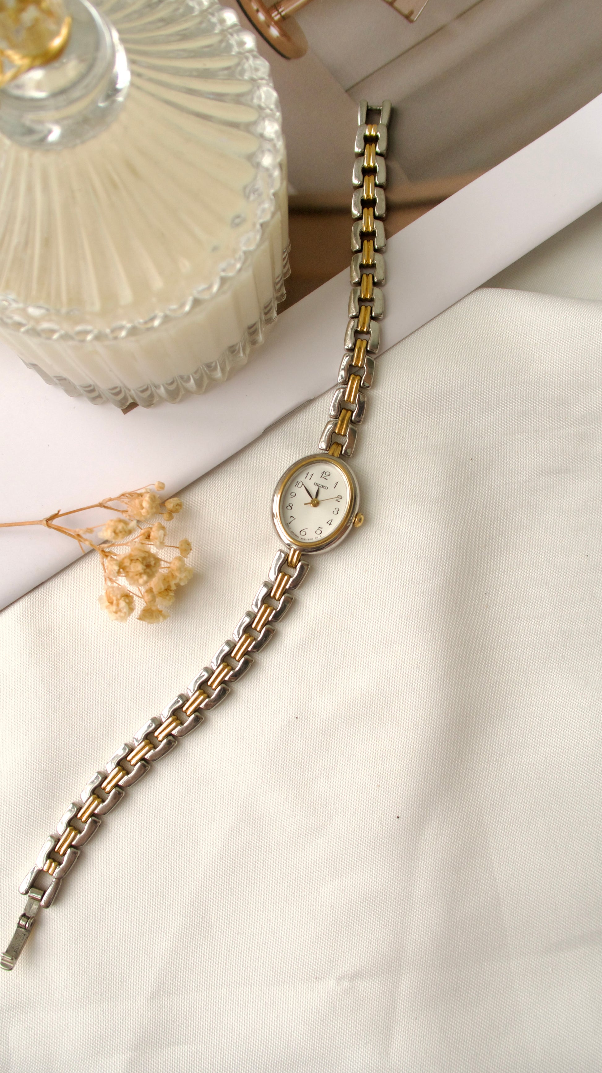 S. Oval White Dial with Two Tone Chain Watch