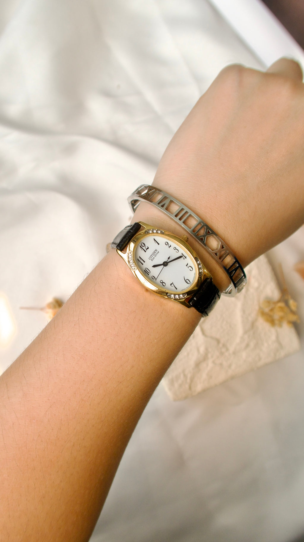 CTZ. Oval White Dial with Black Strap Watch