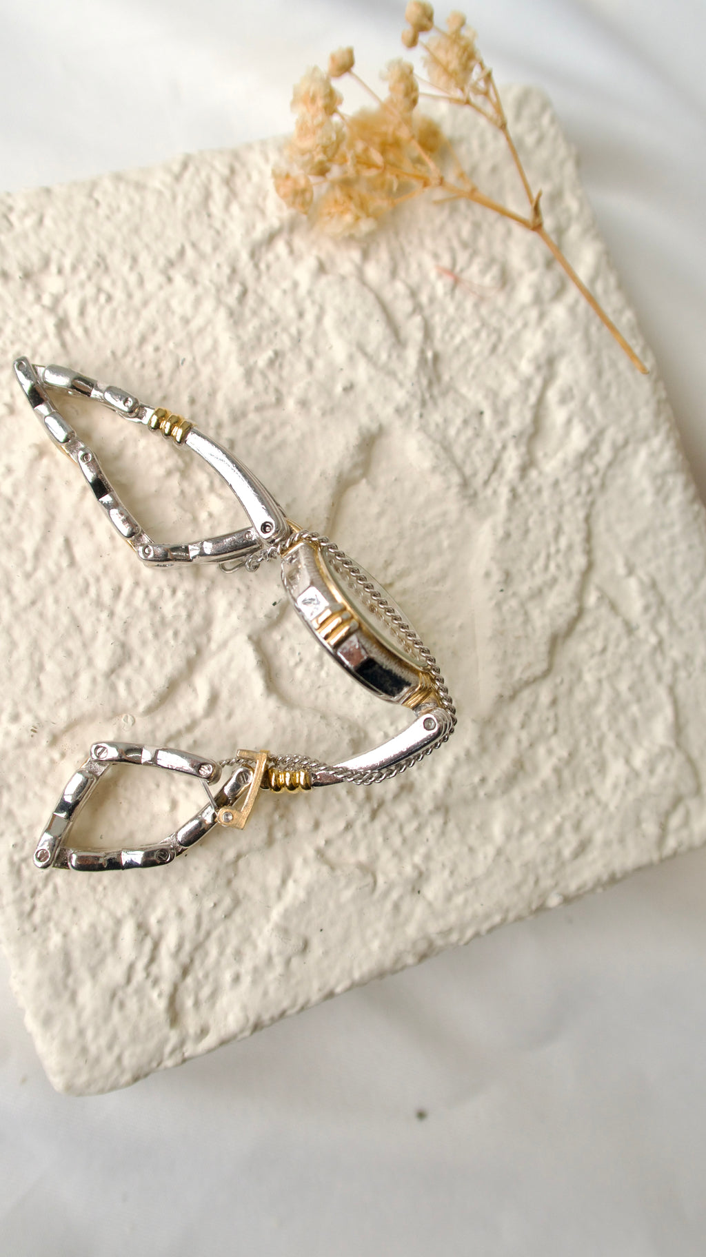 S. Oblong Silver Dial with Silver Chain Watch