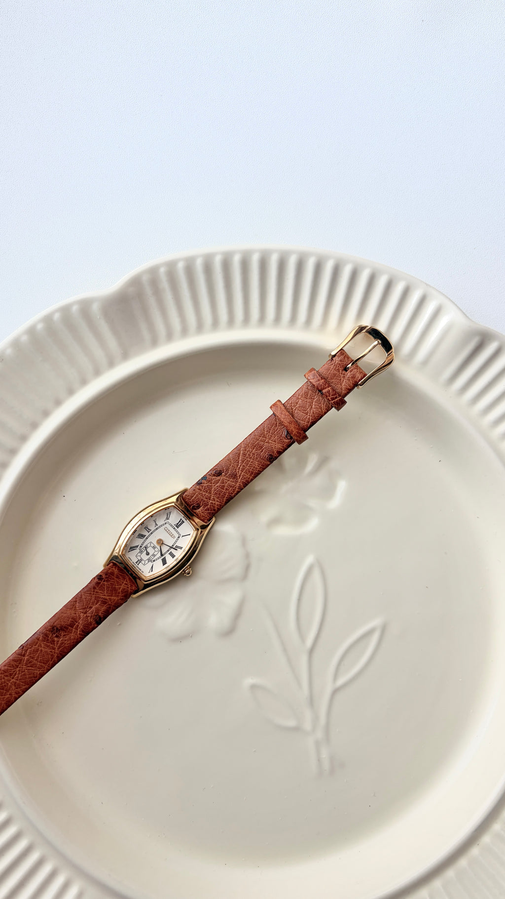 CTZ. Roman White Oblong Dial with Brick Brown Strap Watch