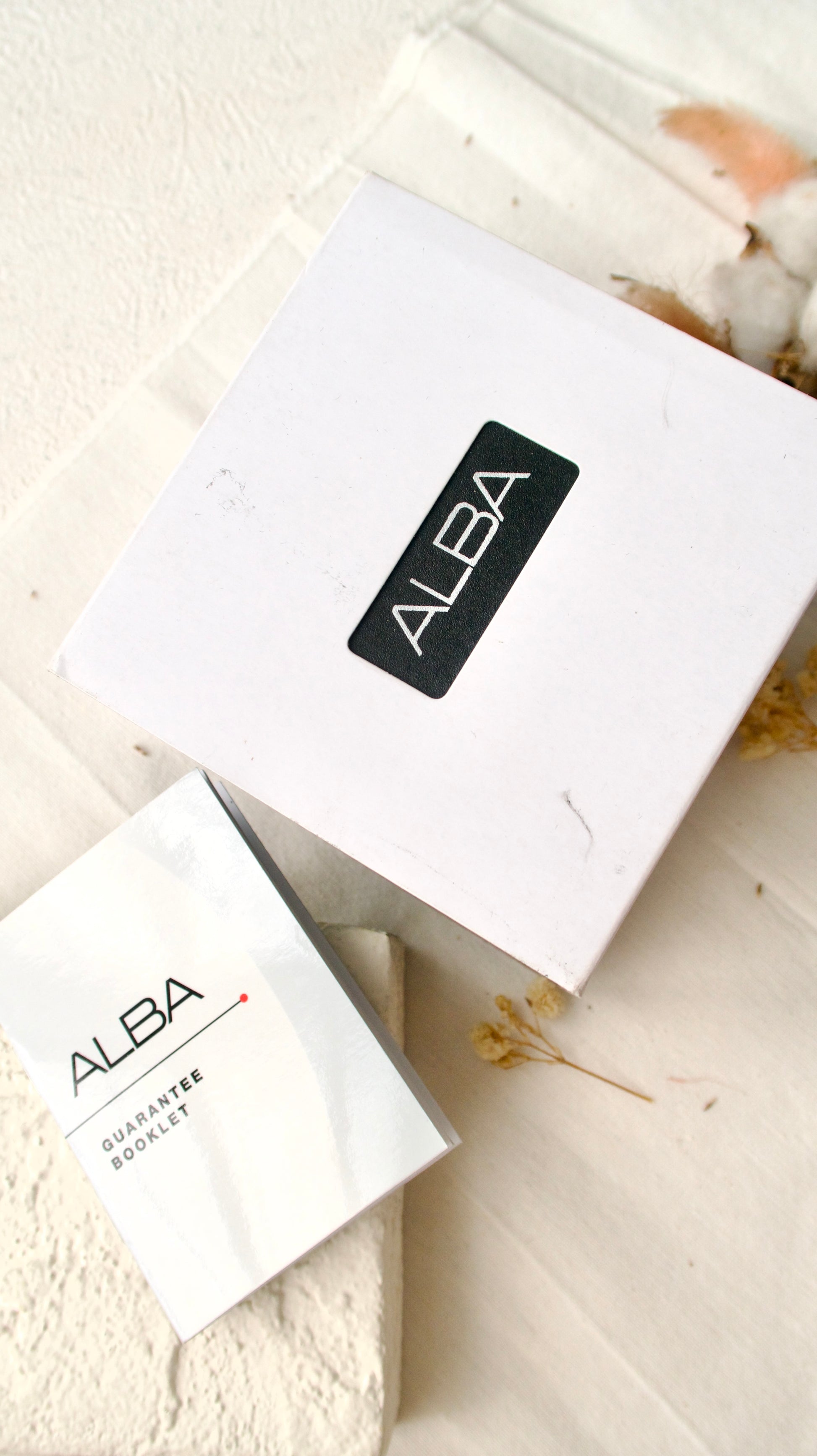 [NEW Fullset] Alba Ivory Square Dial with Side Gems Silver Chain Watch