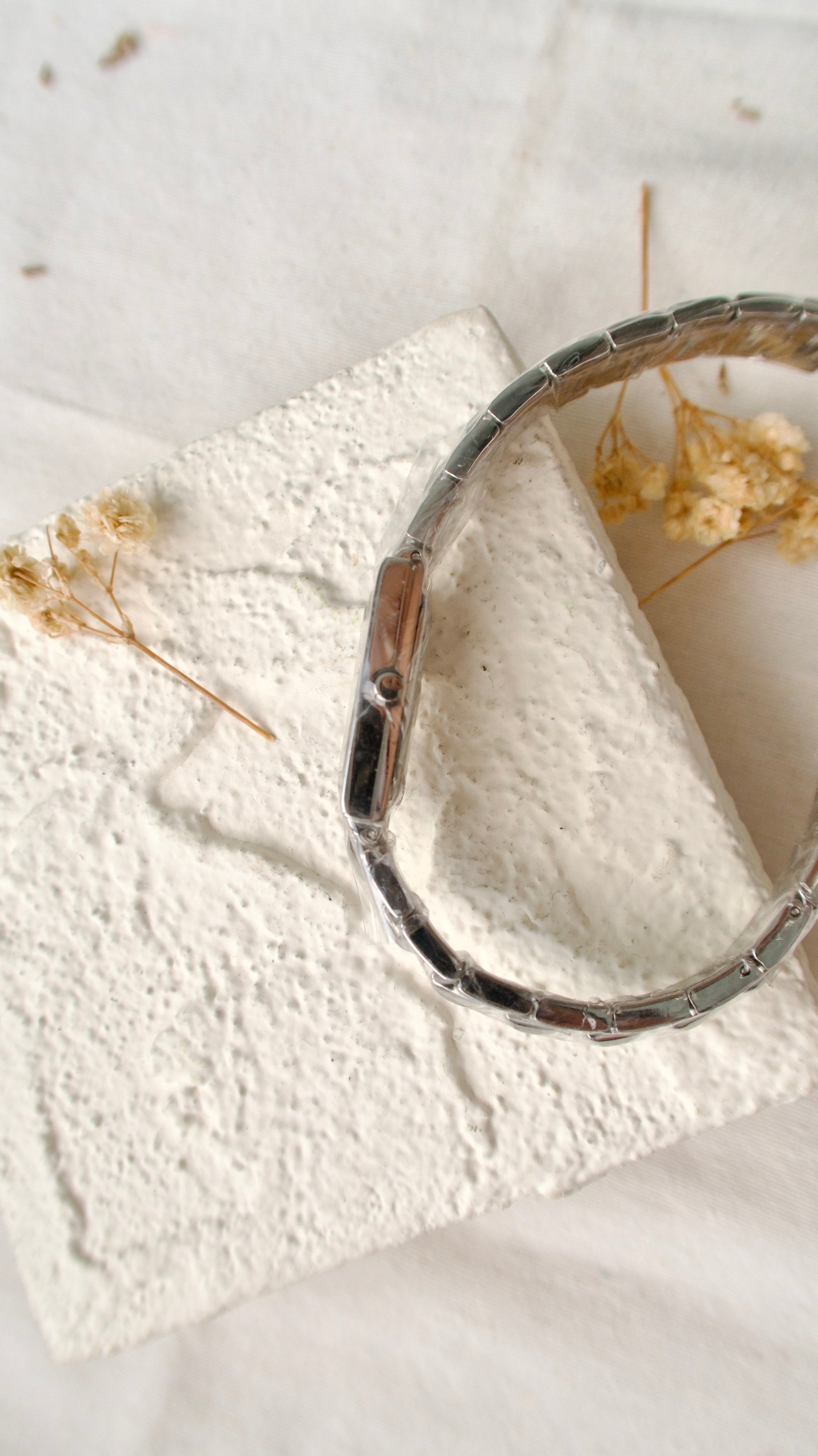 [NEW Fullset] Alba Ivory Square Dial with Side Gems Silver Chain Watch