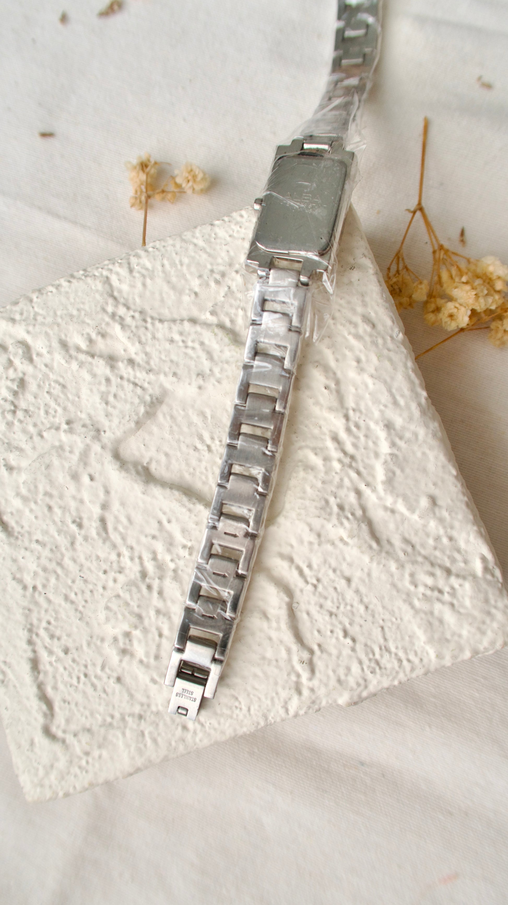 [NEW Fullset] Alba Ivory Square Dial with Side Gems Silver Chain Watch