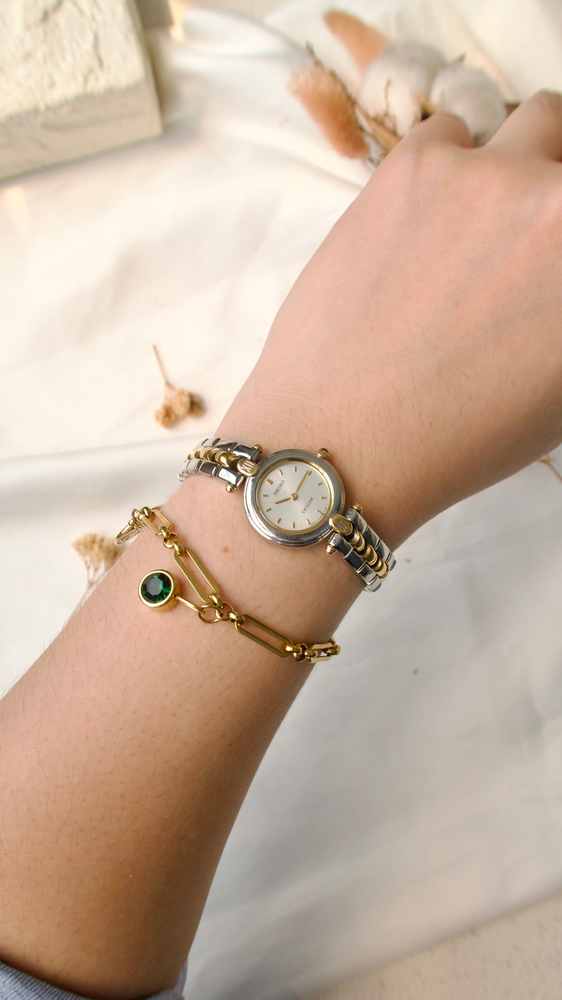 S. Exceline Silver Round Dial with Two Tone Chain