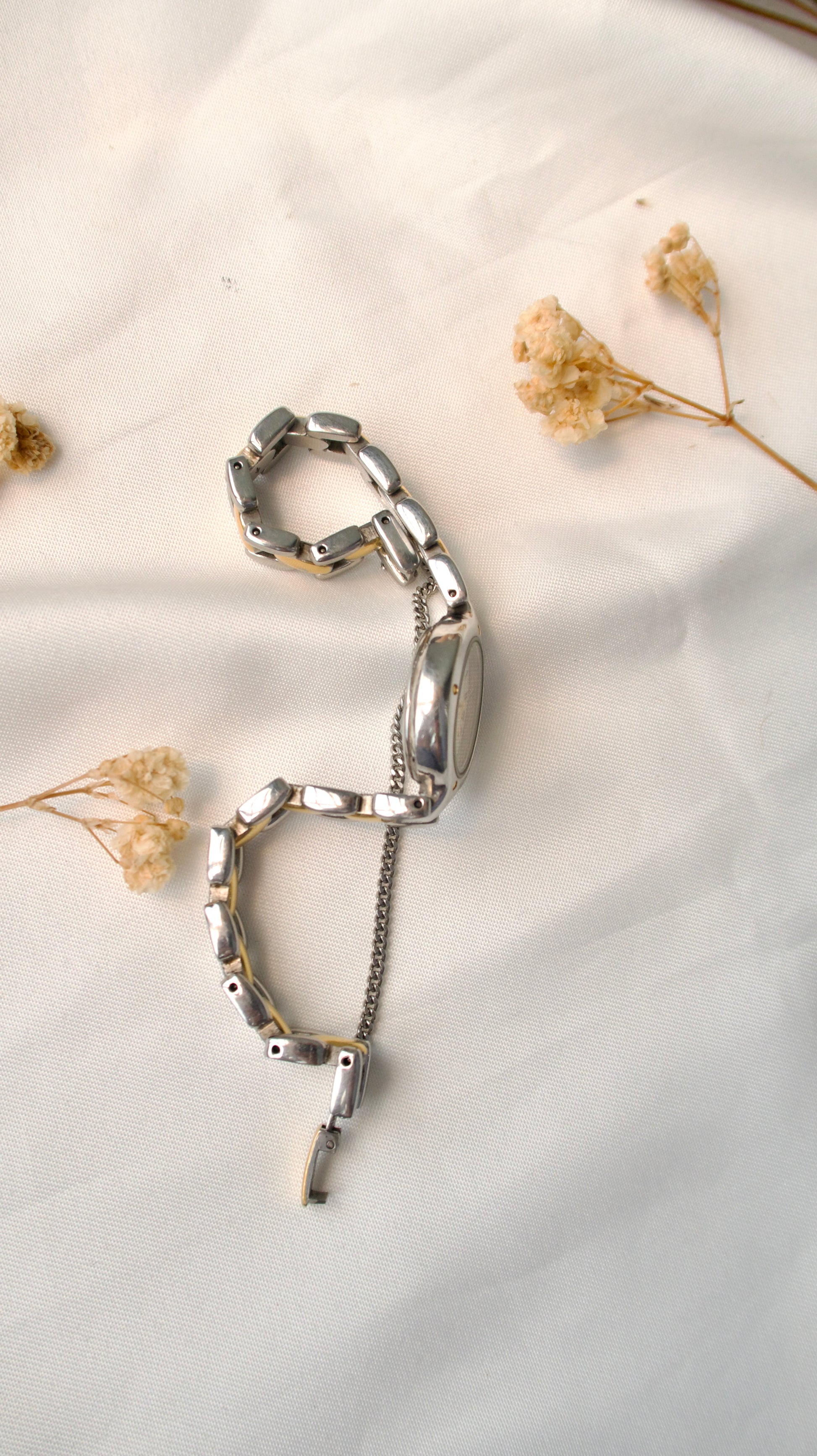 S. Moorea White Roman Dial with Two Tone Chain Watch