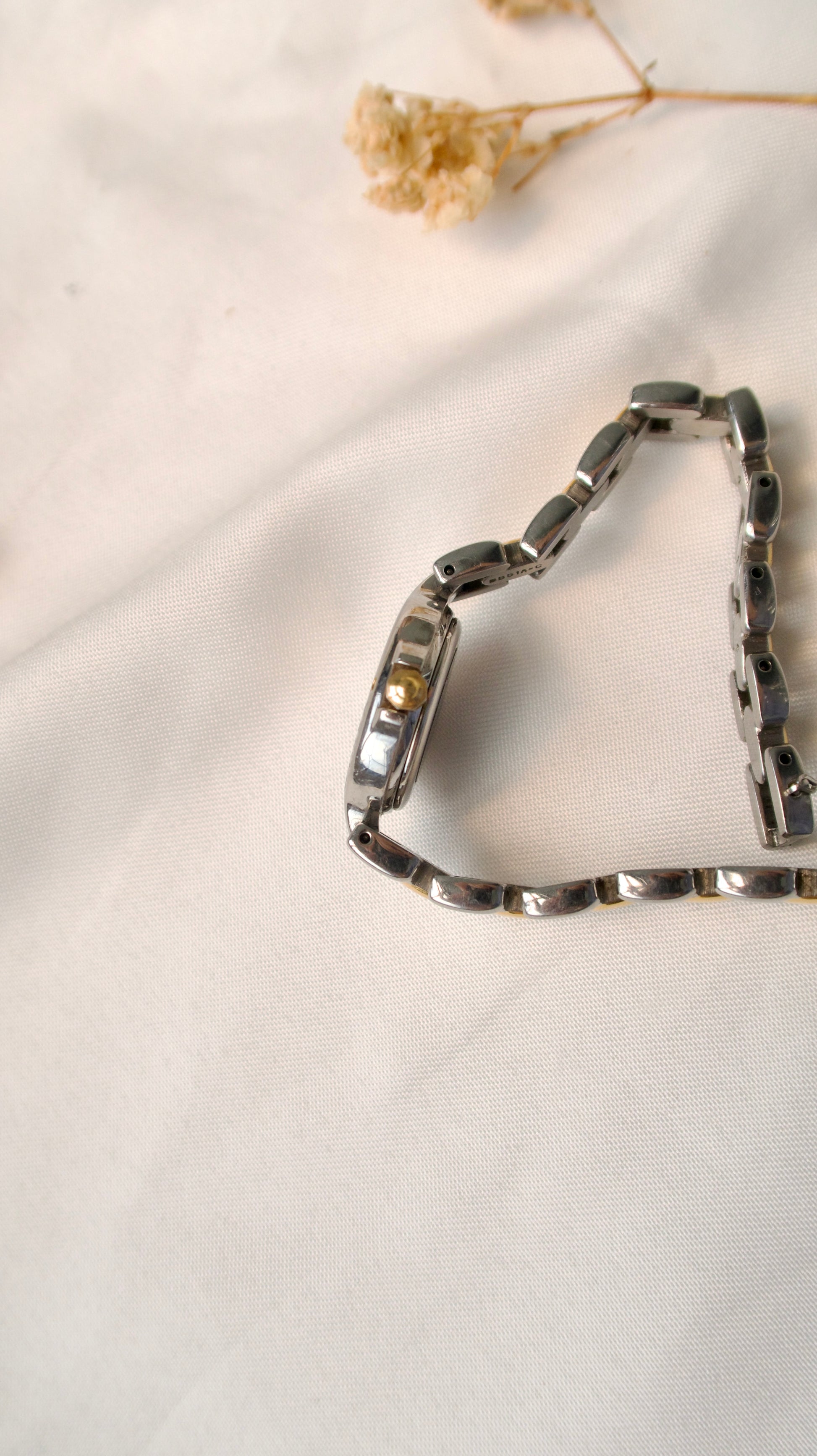 S. Moorea White Roman Dial with Two Tone Chain Watch