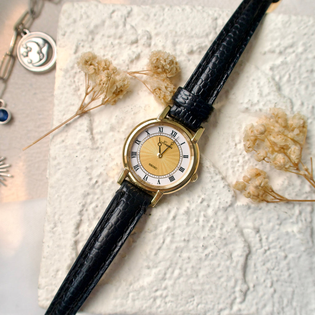 S. Lespoir Roman Round Dial with Black Strap Watch