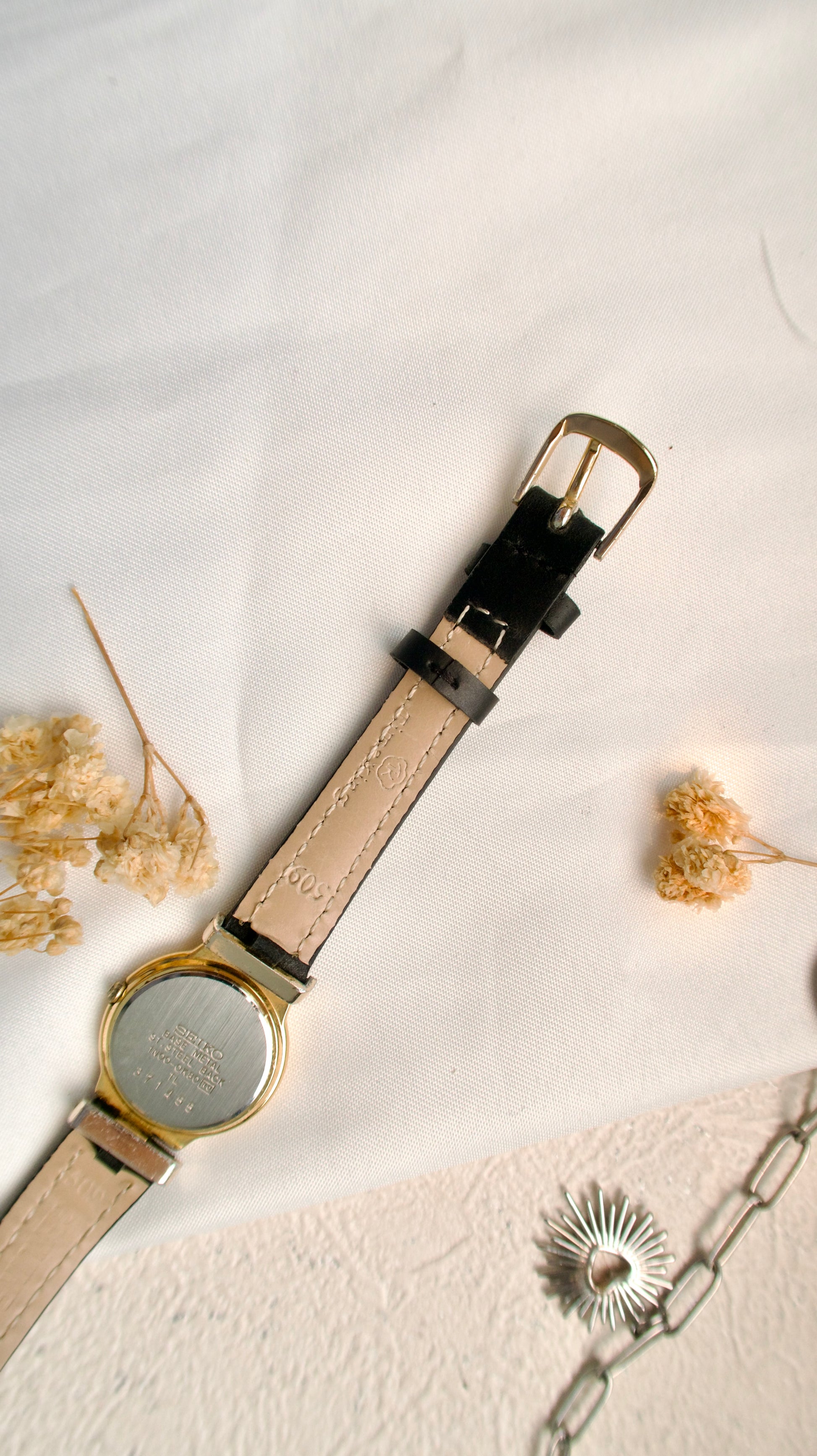 S. White Round Dial with Pink Red Roman and Black Strap Watch