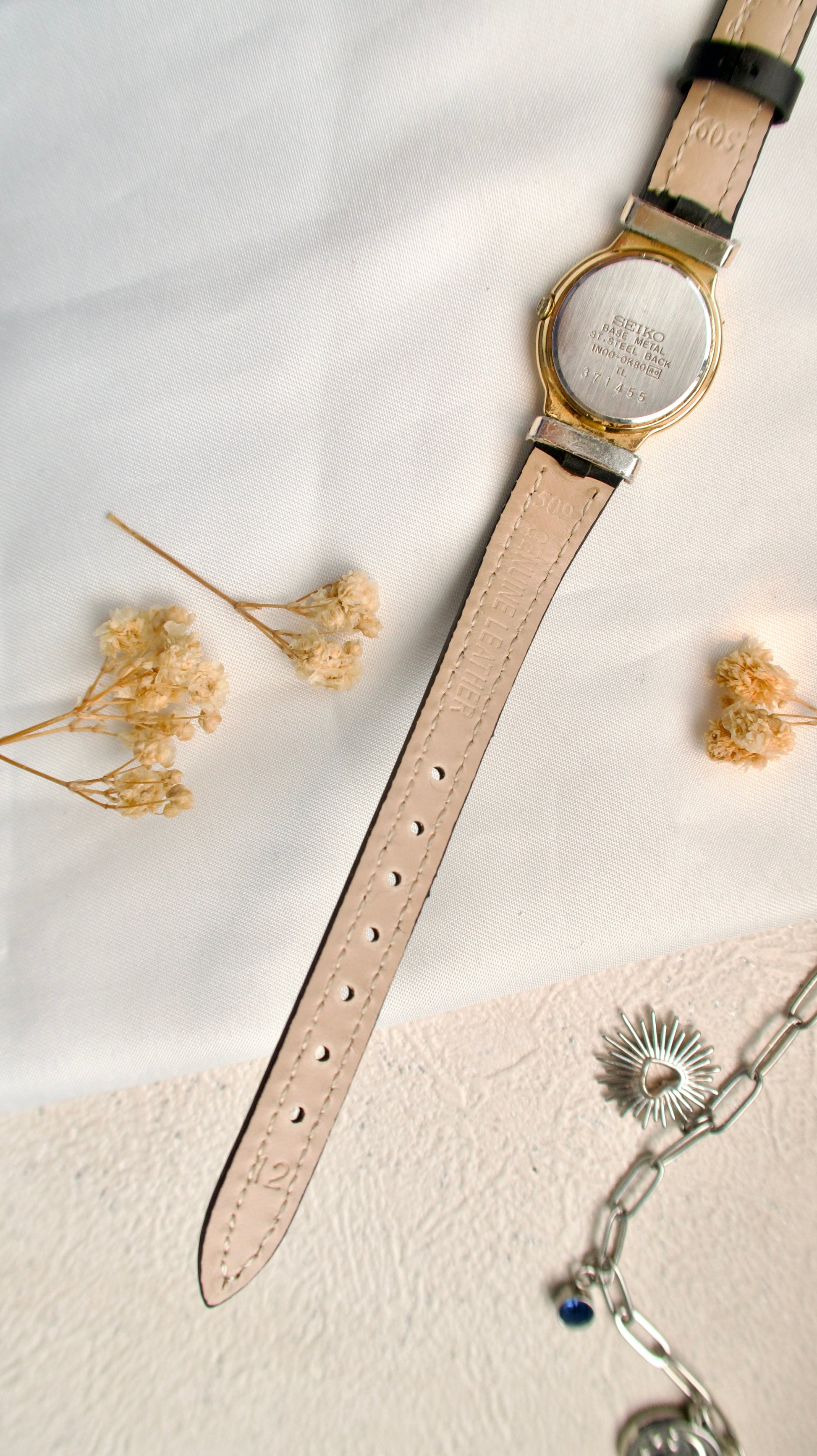 S. White Round Dial with Pink Red Roman and Black Strap Watch