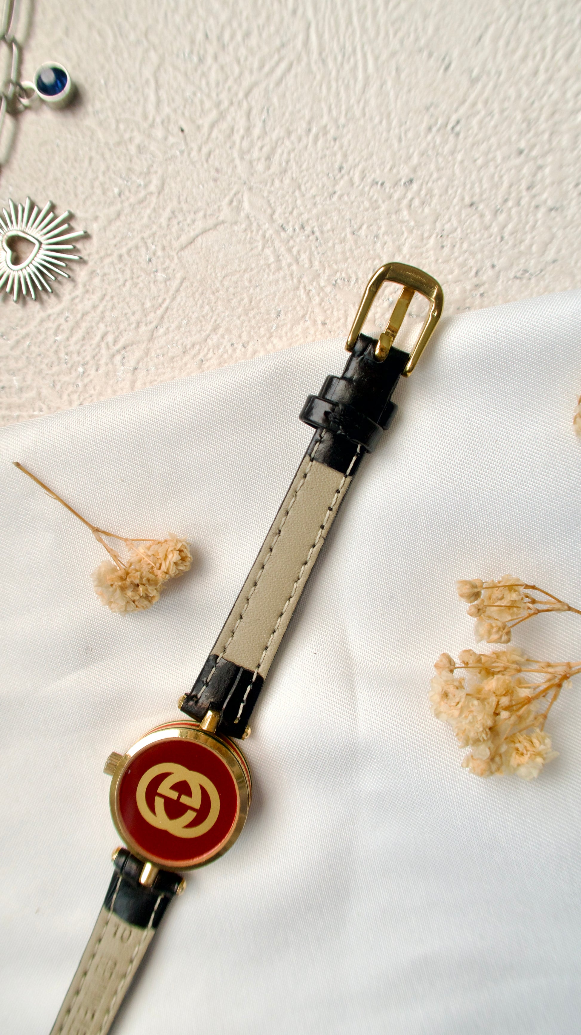 Gc. Sherry Line Gold Round Dial with Black Smooth Leather Strap Watch