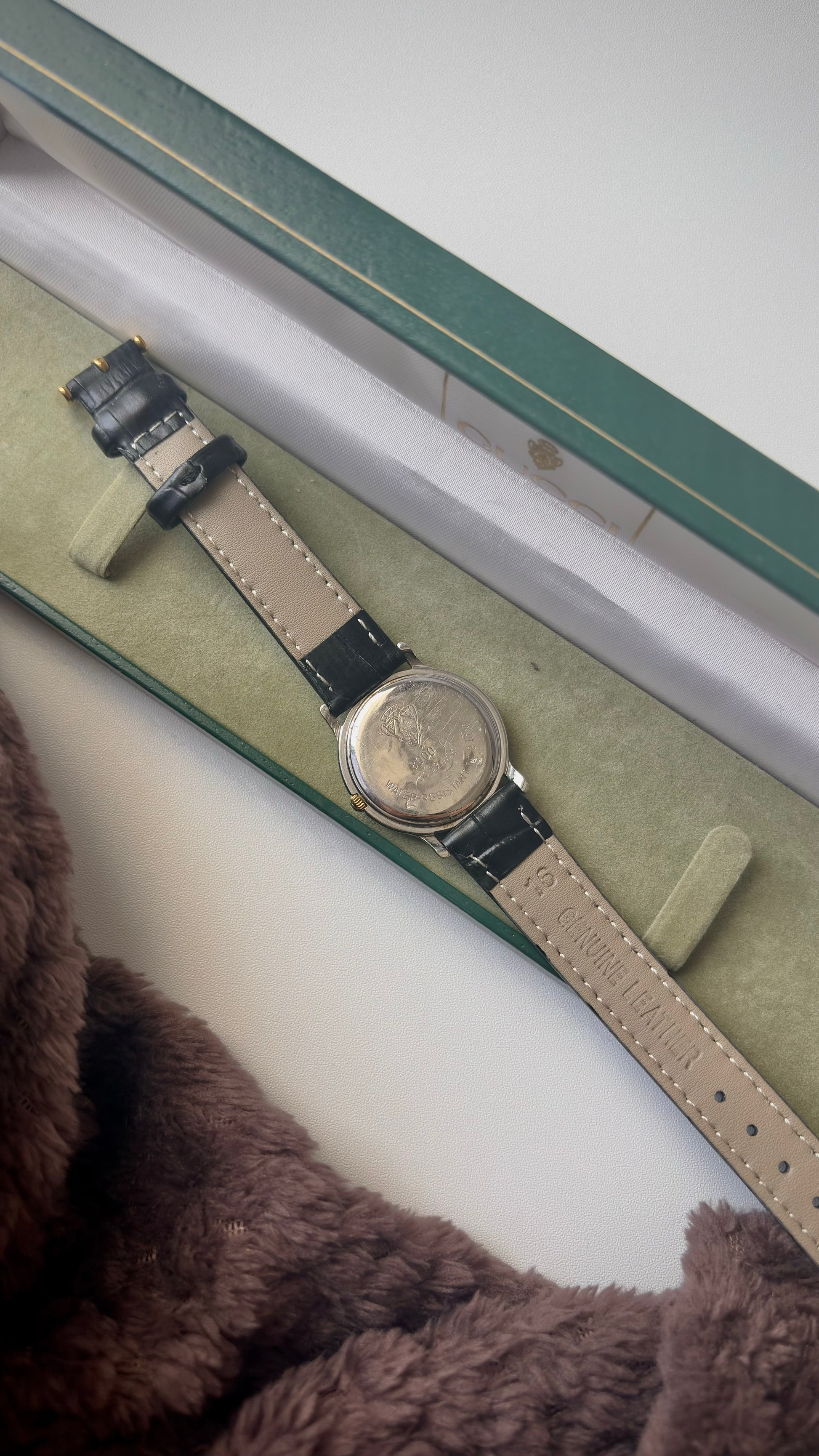 [WITH BOX] Gc. 8000L Blue Silver Round Dial Black Strap Watch