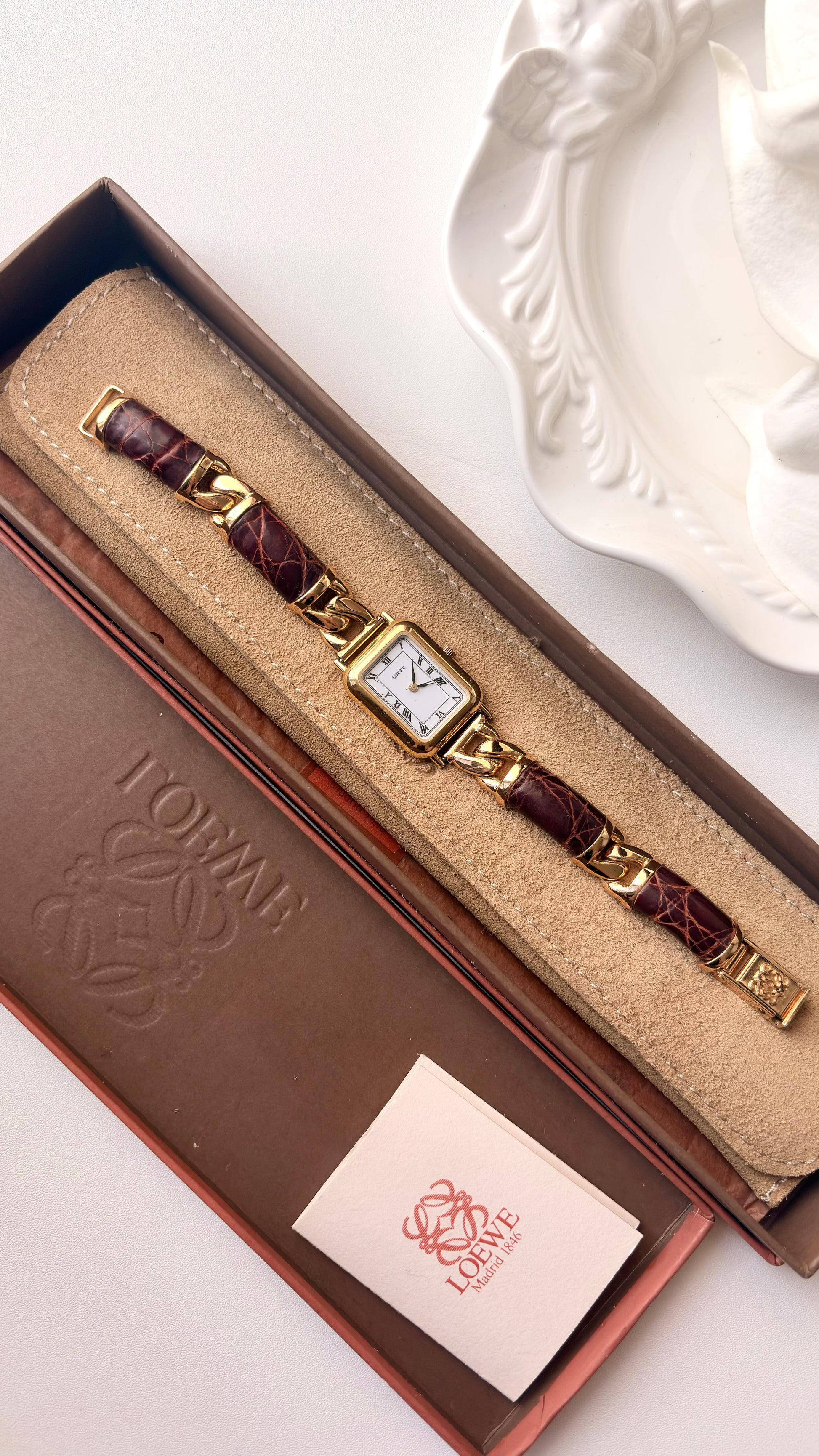 [WITH BOX] LW. White Rect Roman Dial with Brown Leather & Gold Chain Watch