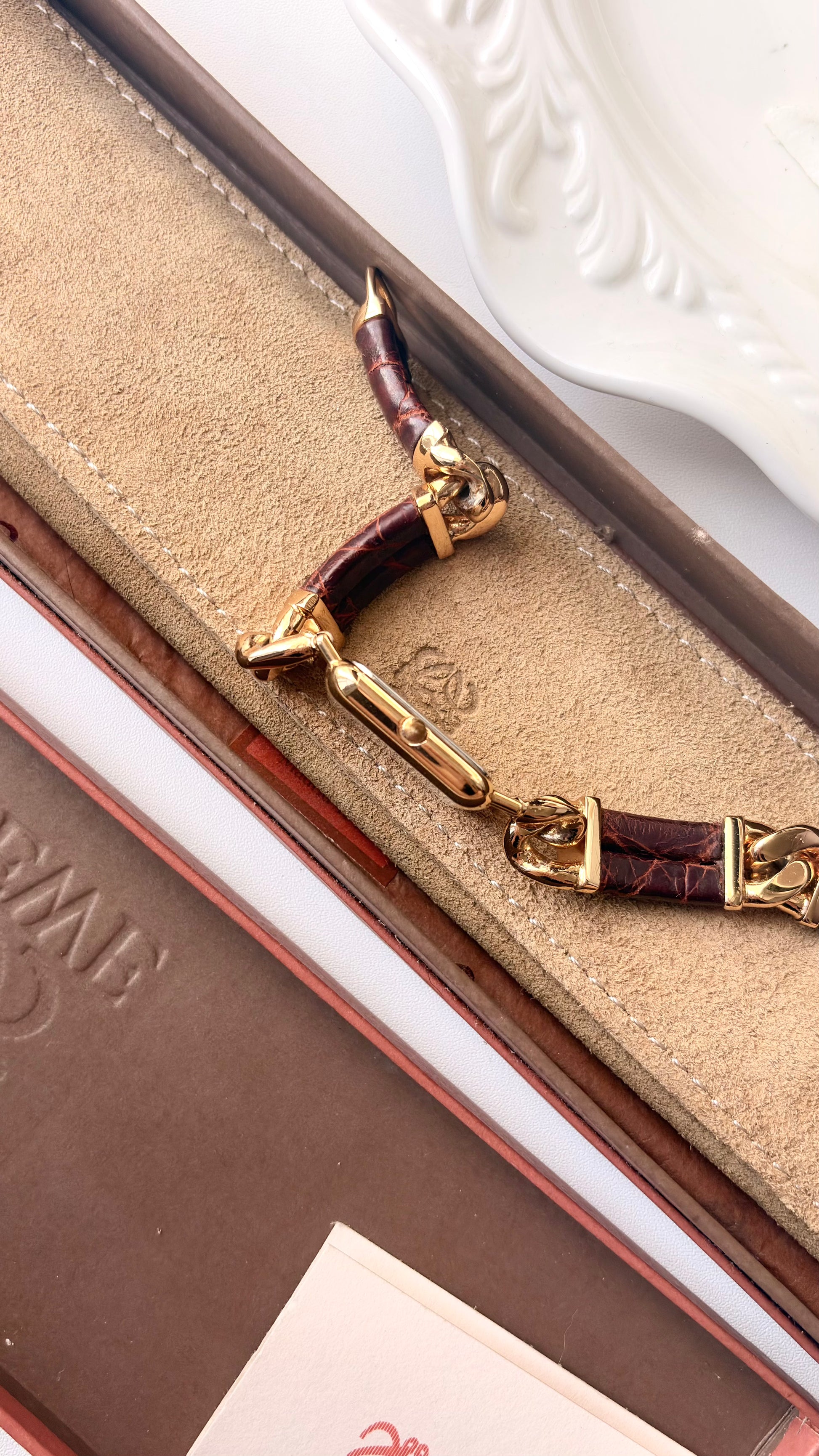 [WITH BOX] LW. White Rect Roman Dial with Brown Leather & Gold Chain Watch