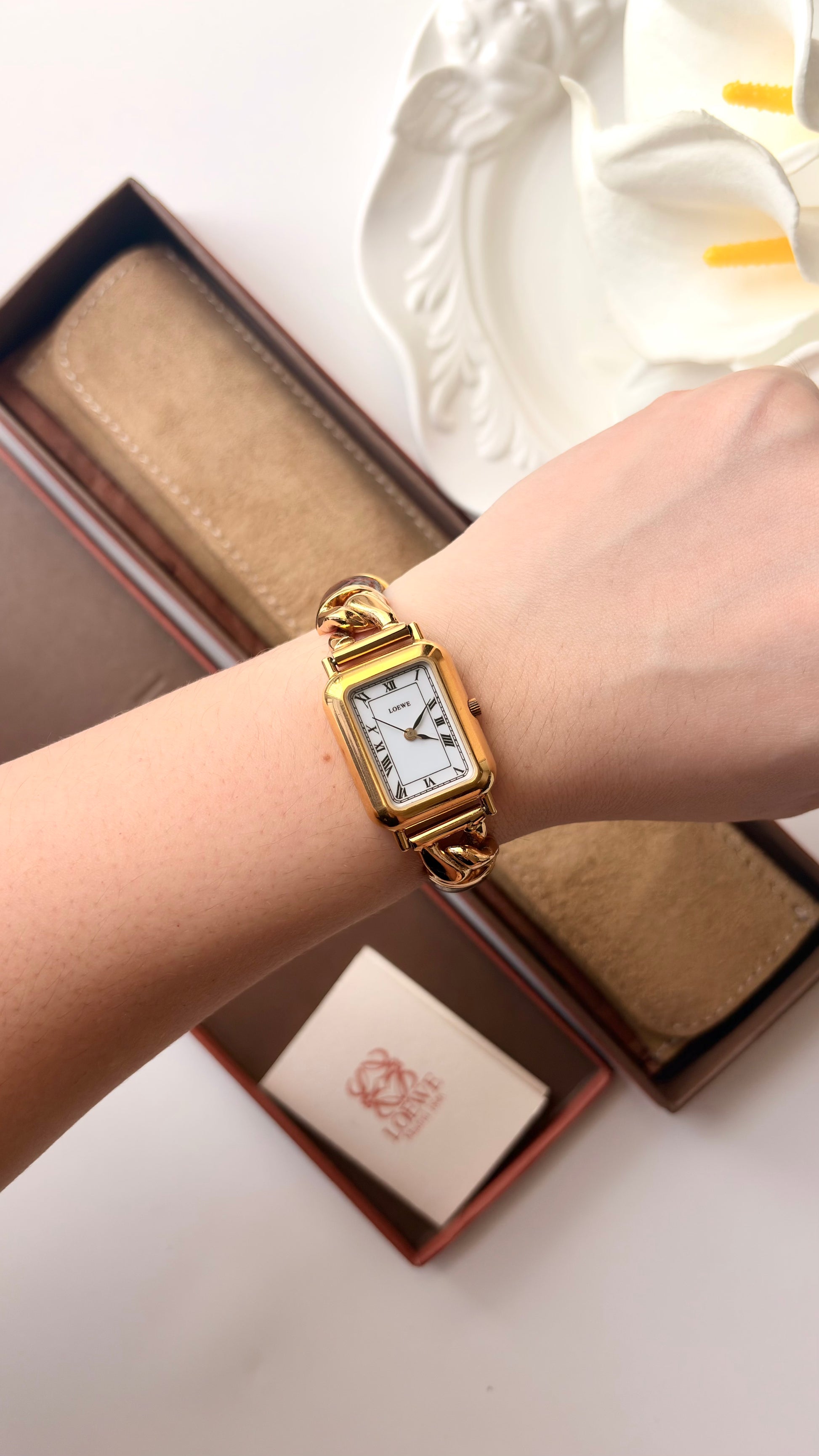 [WITH BOX] LW. White Rect Roman Dial with Brown Leather & Gold Chain Watch
