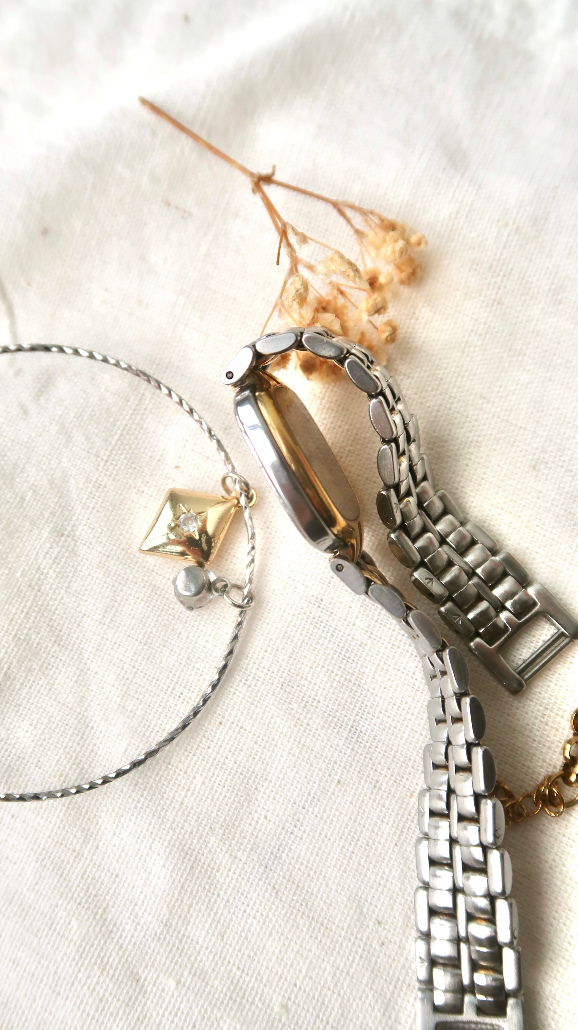 L. Gold Square Dial Date with Two Tone Chain Watch