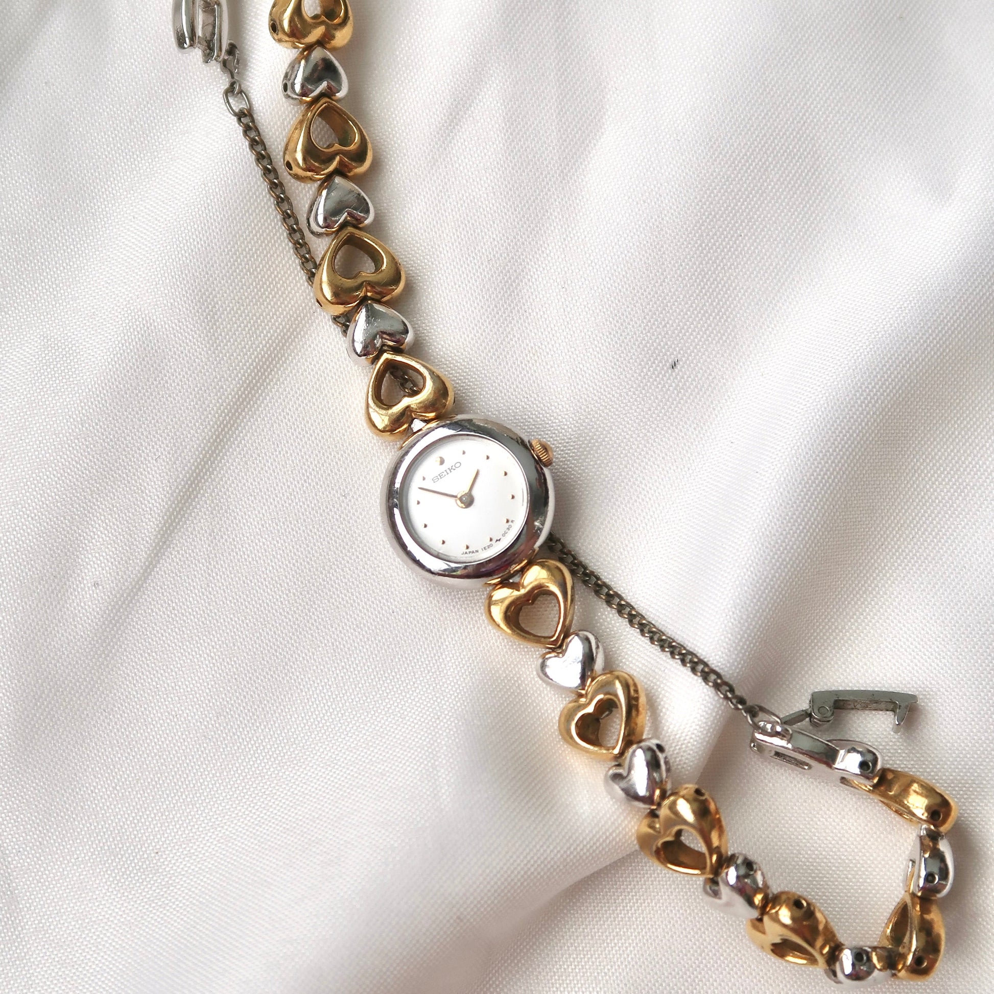 S. White Round Dial with Love Two Tone Chain Watch