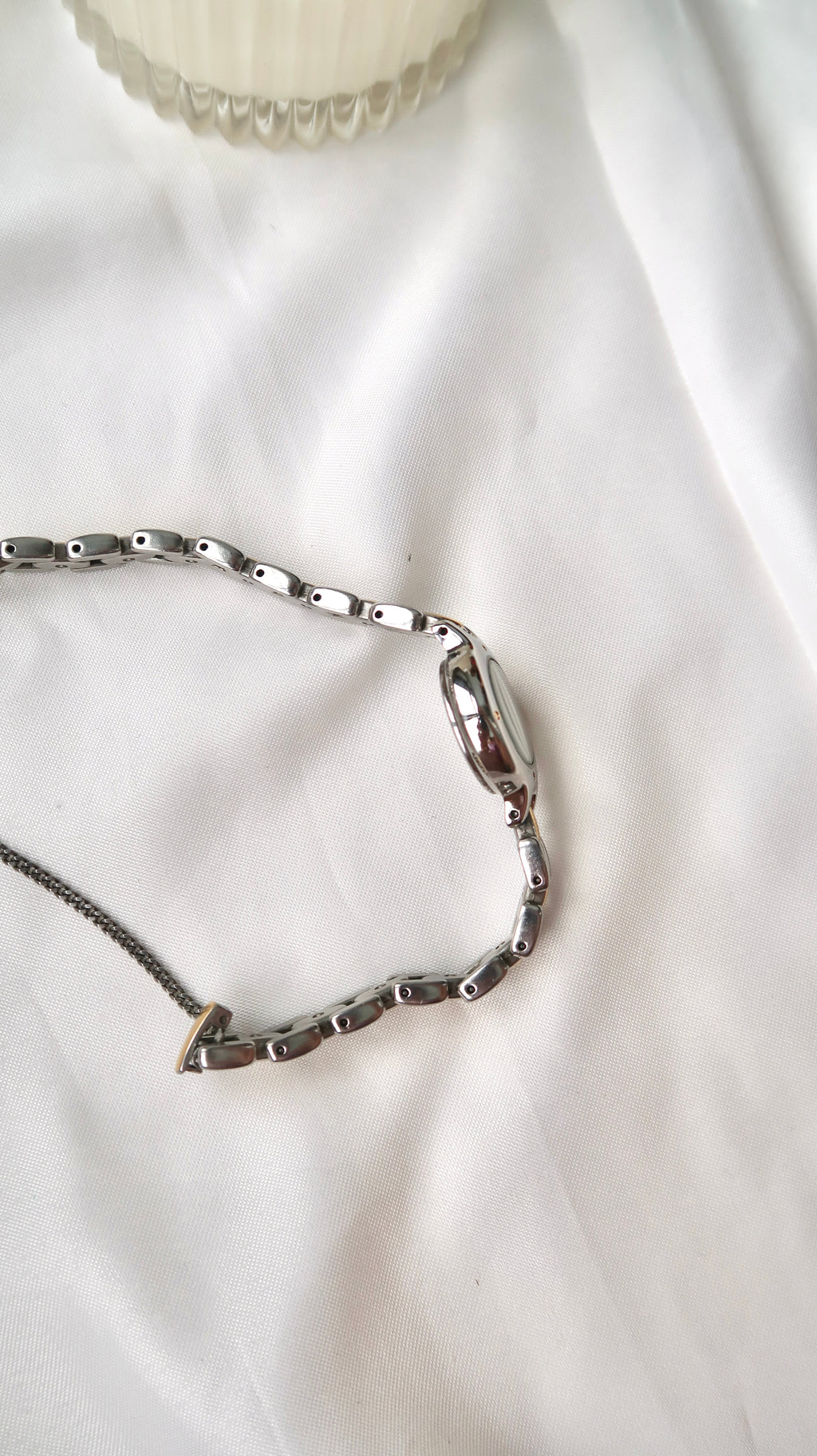 S. Moorea White Round Dial with Two Tone Chain Watch