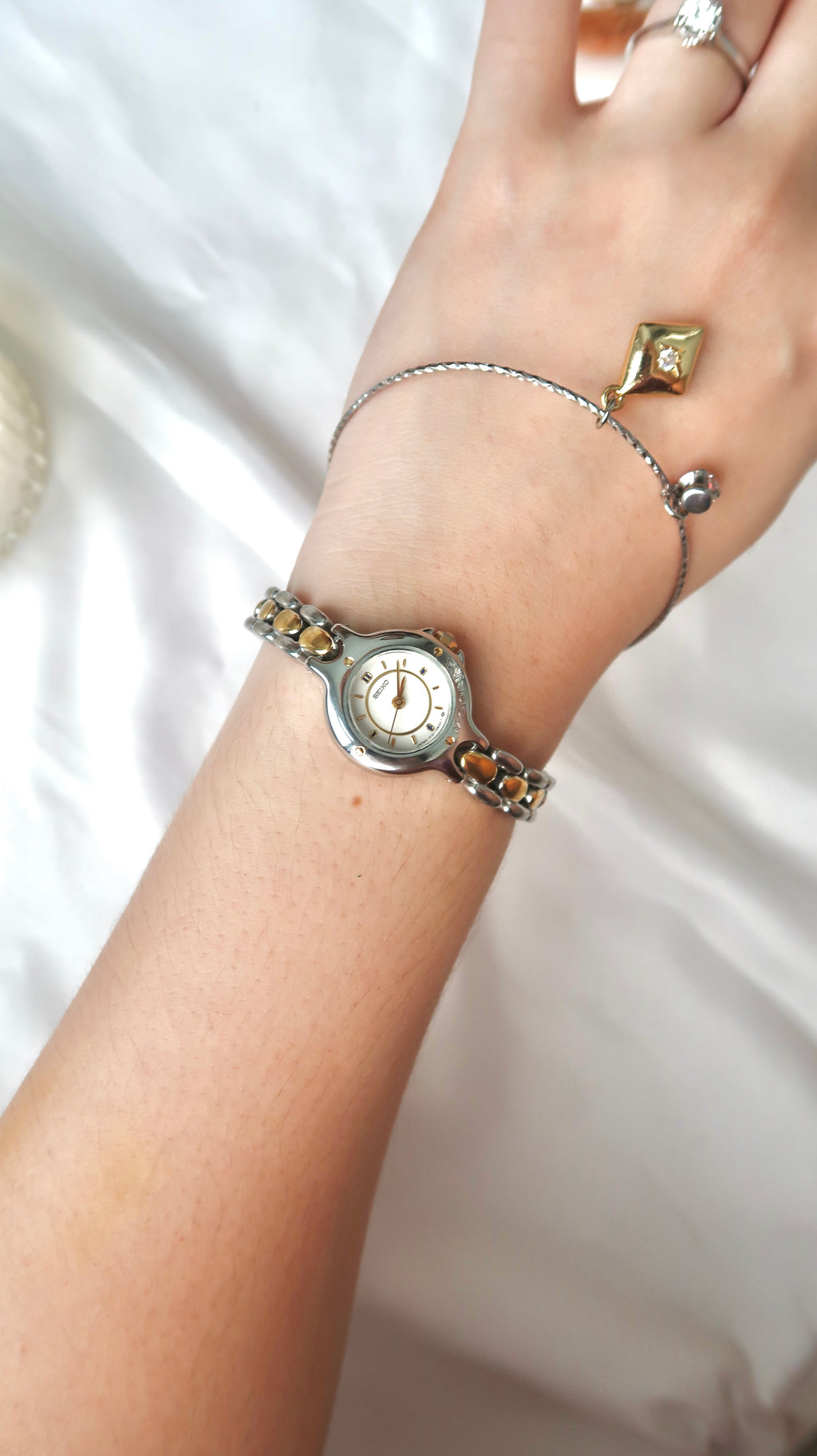 S. Moorea White Round Dial with Two Tone Chain Watch