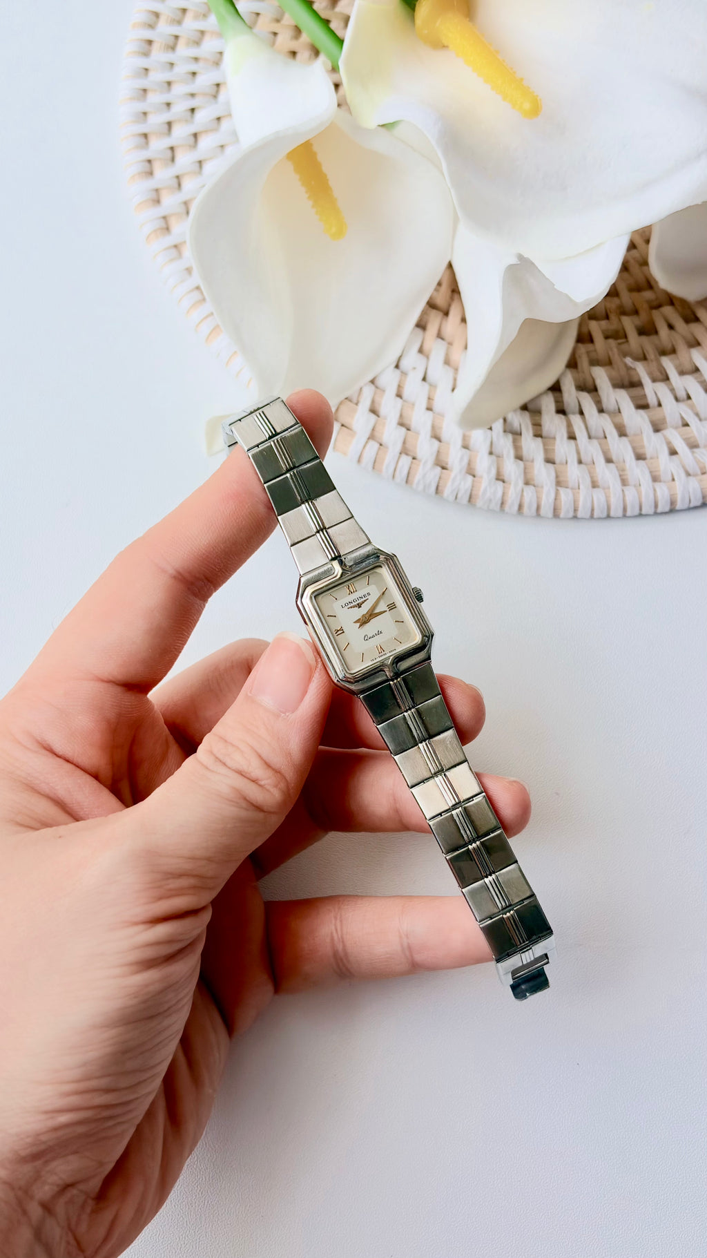 L. Silver Rect Dial Silver Chain Watch