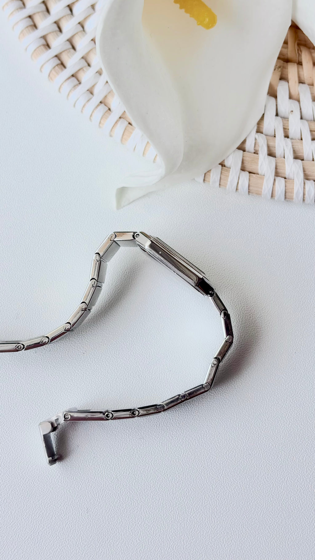 L. Silver Rect Dial Silver Chain Watch