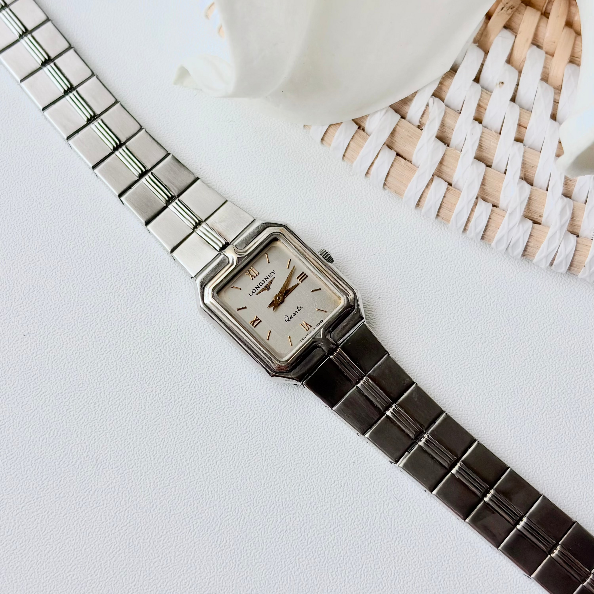 L. Silver Rect Dial Silver Chain Watch