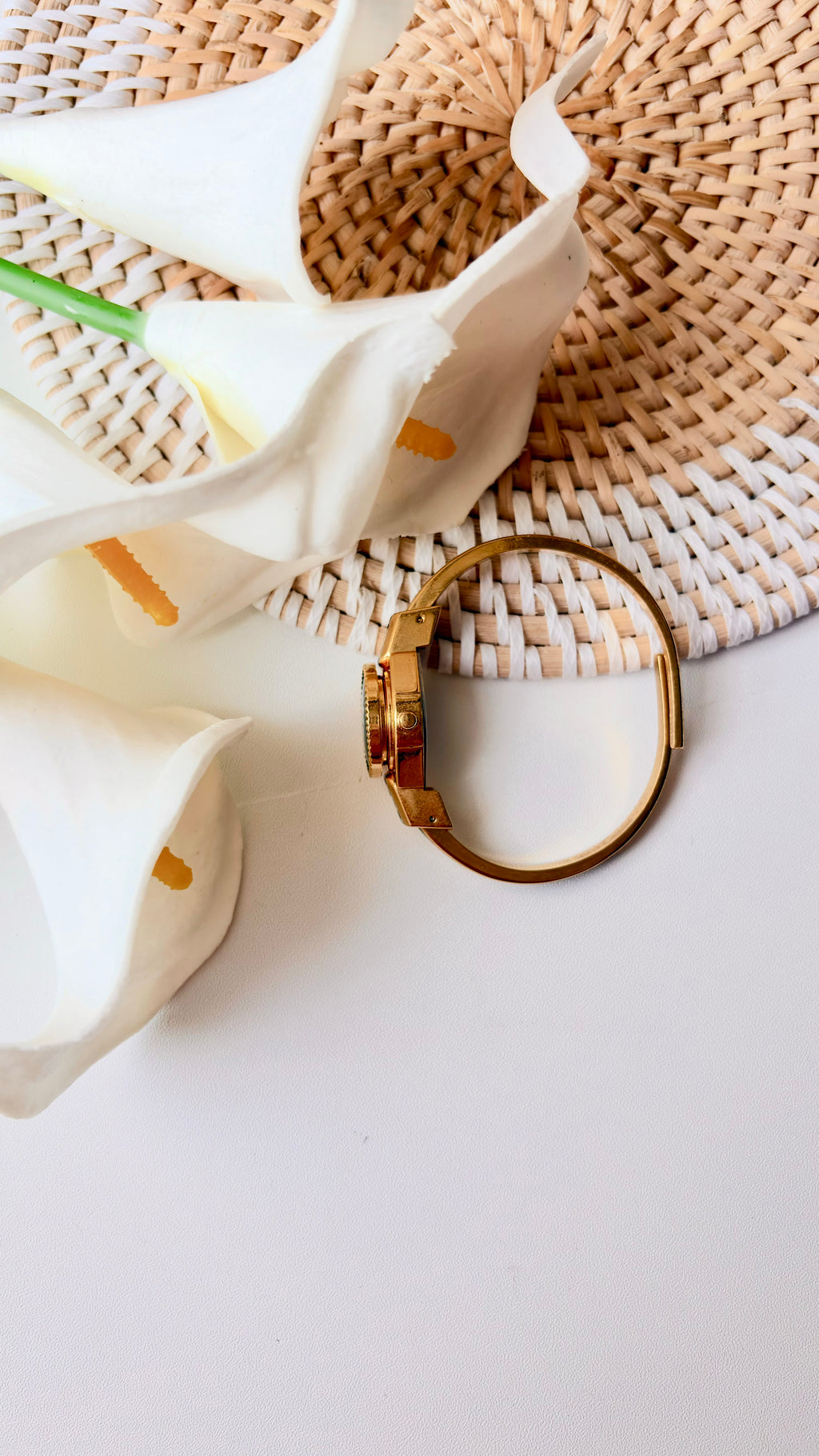 AM. White Green Flower Black Dial Gold Bangle Watch