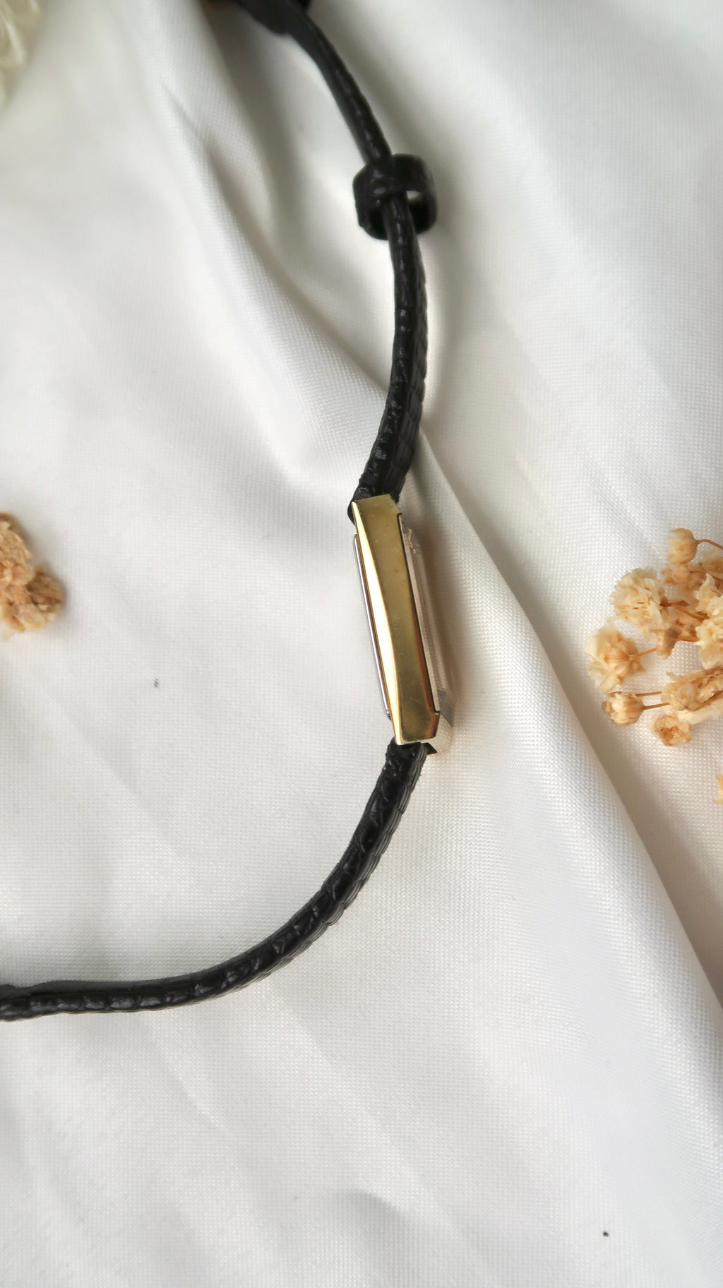 Gc. Rect Patterned Dial with Black Leather Strap Watch