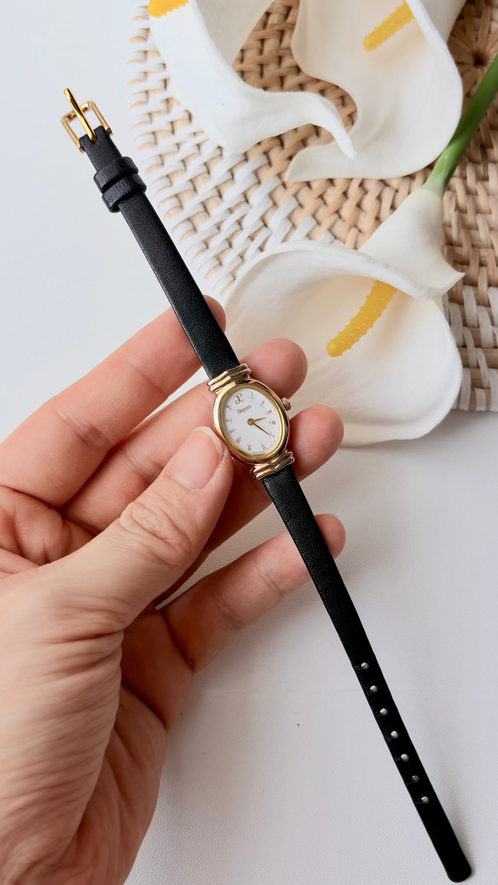 CTZ. Elegance White Oval Roman Dial Black Strap Watch