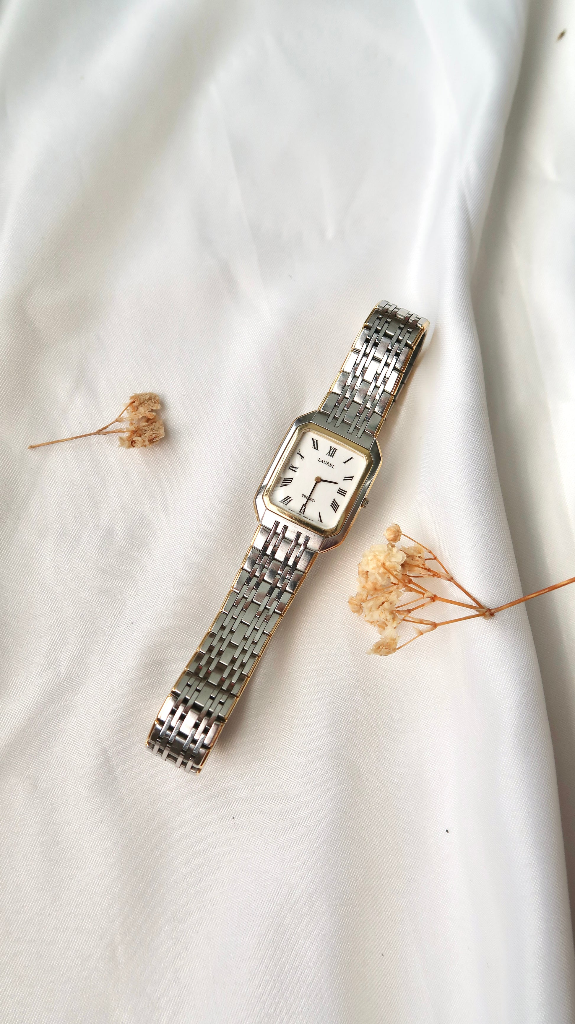 S. Laurel Rect White Roman Dial with Two Tone Chain Watch