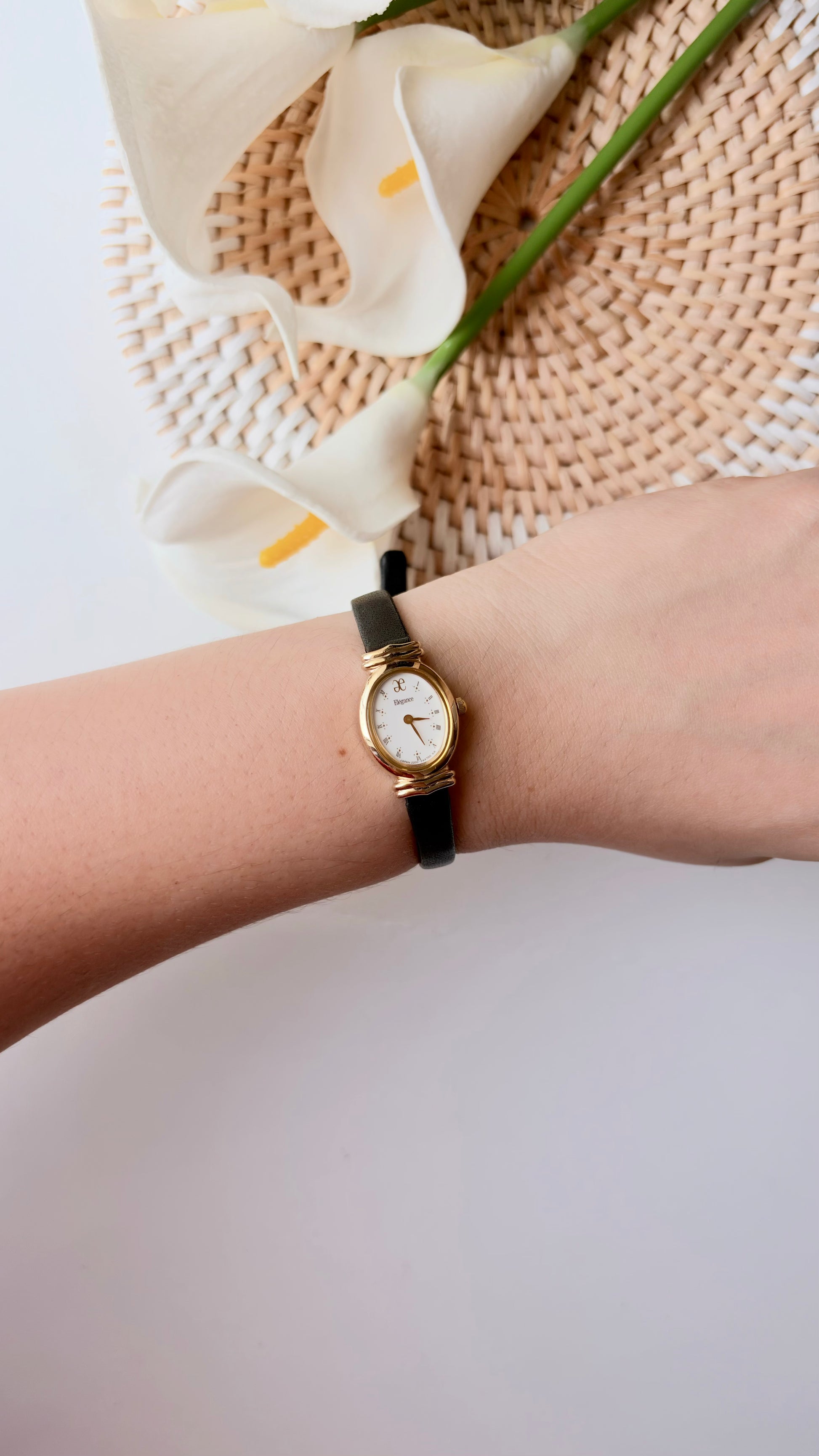 CTZ. Elegance White Oval Roman Dial Black Strap Watch