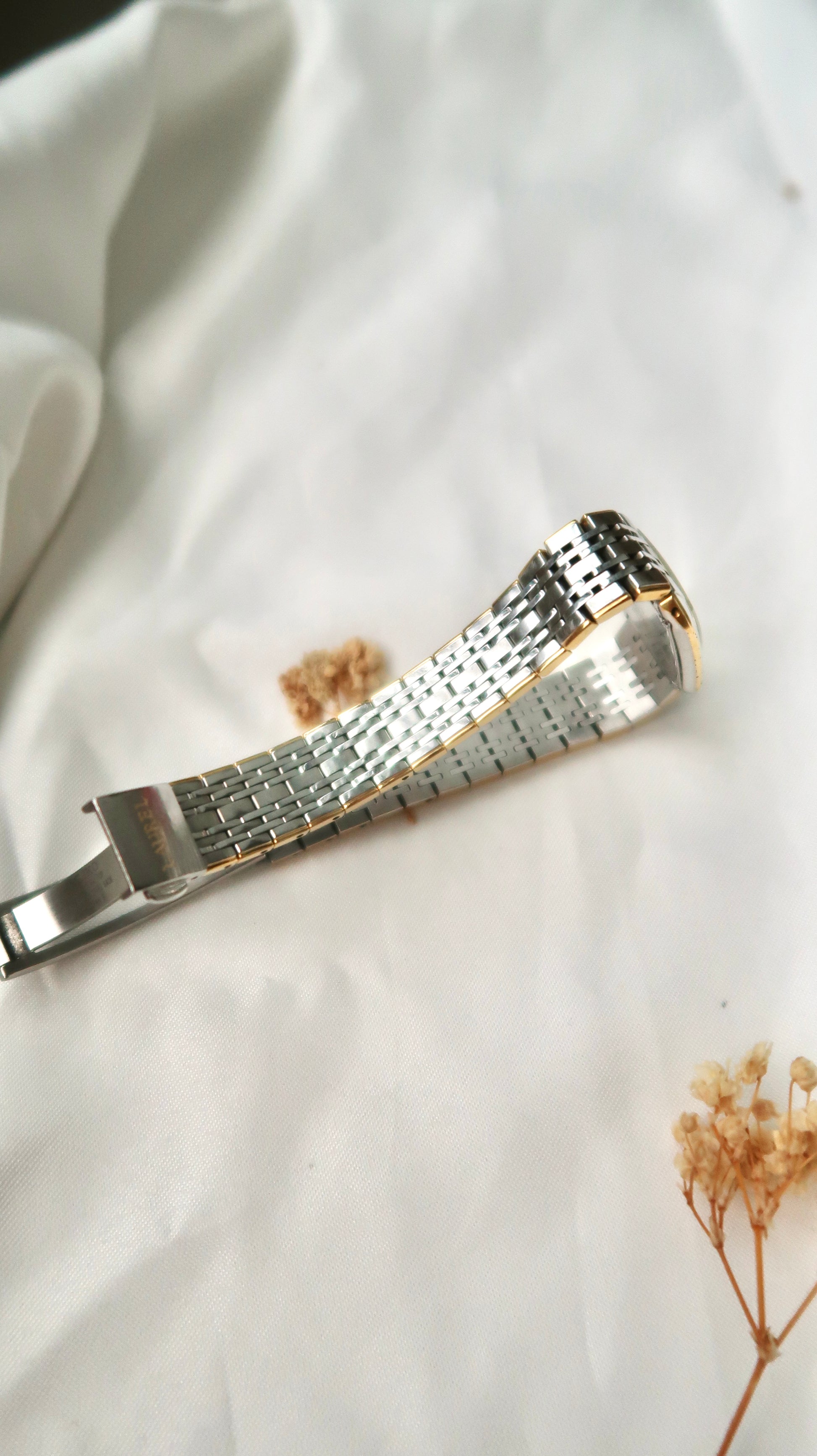 S. Laurel Rect White Roman Dial with Two Tone Chain Watch